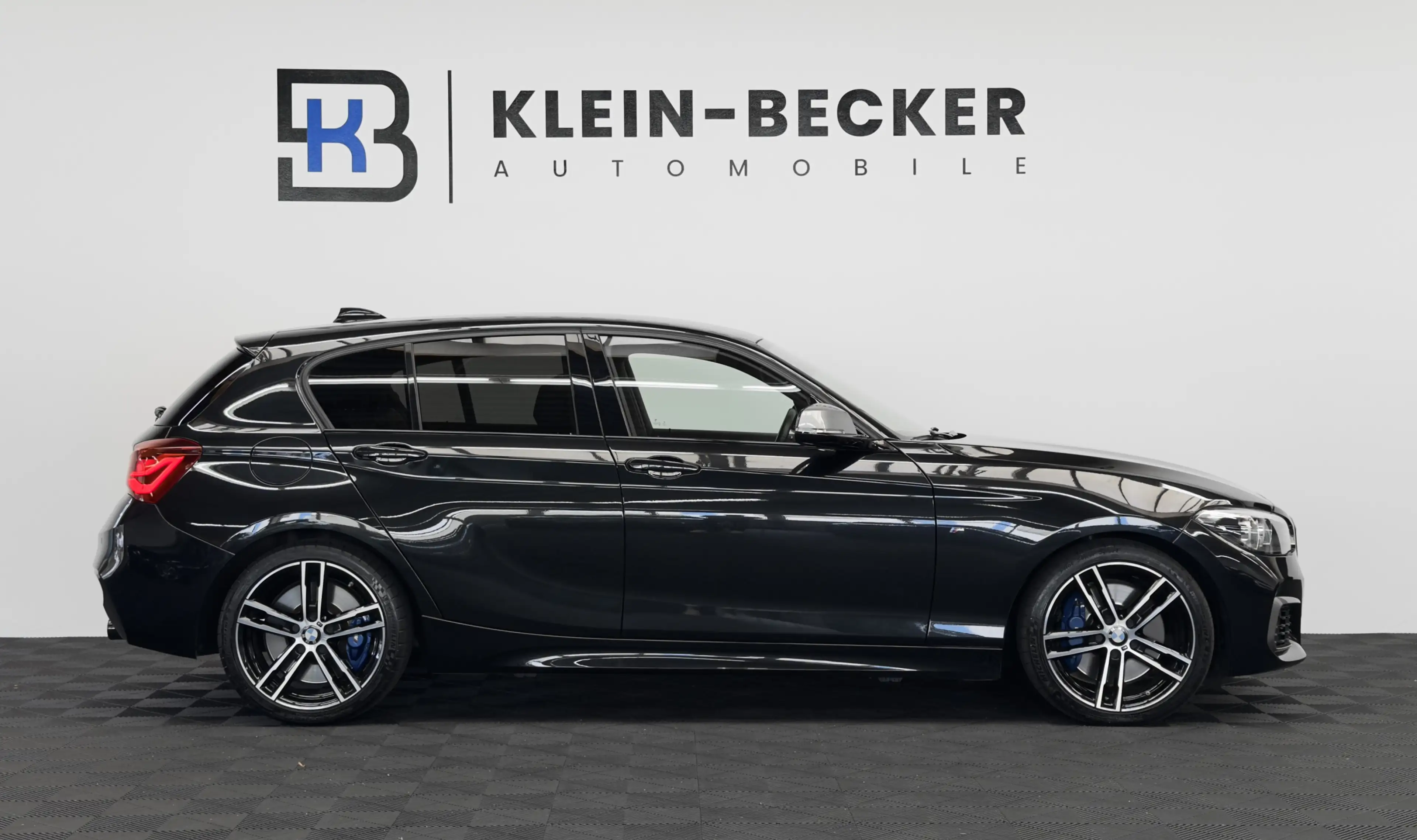 BMW 140 xDrive Special Edition *Leder*CarPlay*LED — photo 4