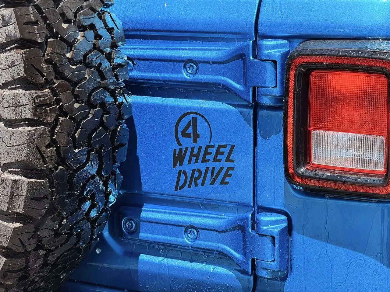 Jeep Wrangler снимка Jeep Wrangler