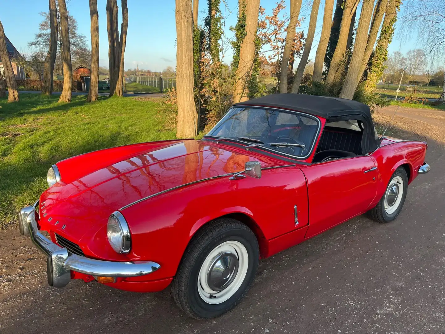 Triumph Spitfire 1300 Soft Top Rojo - 1