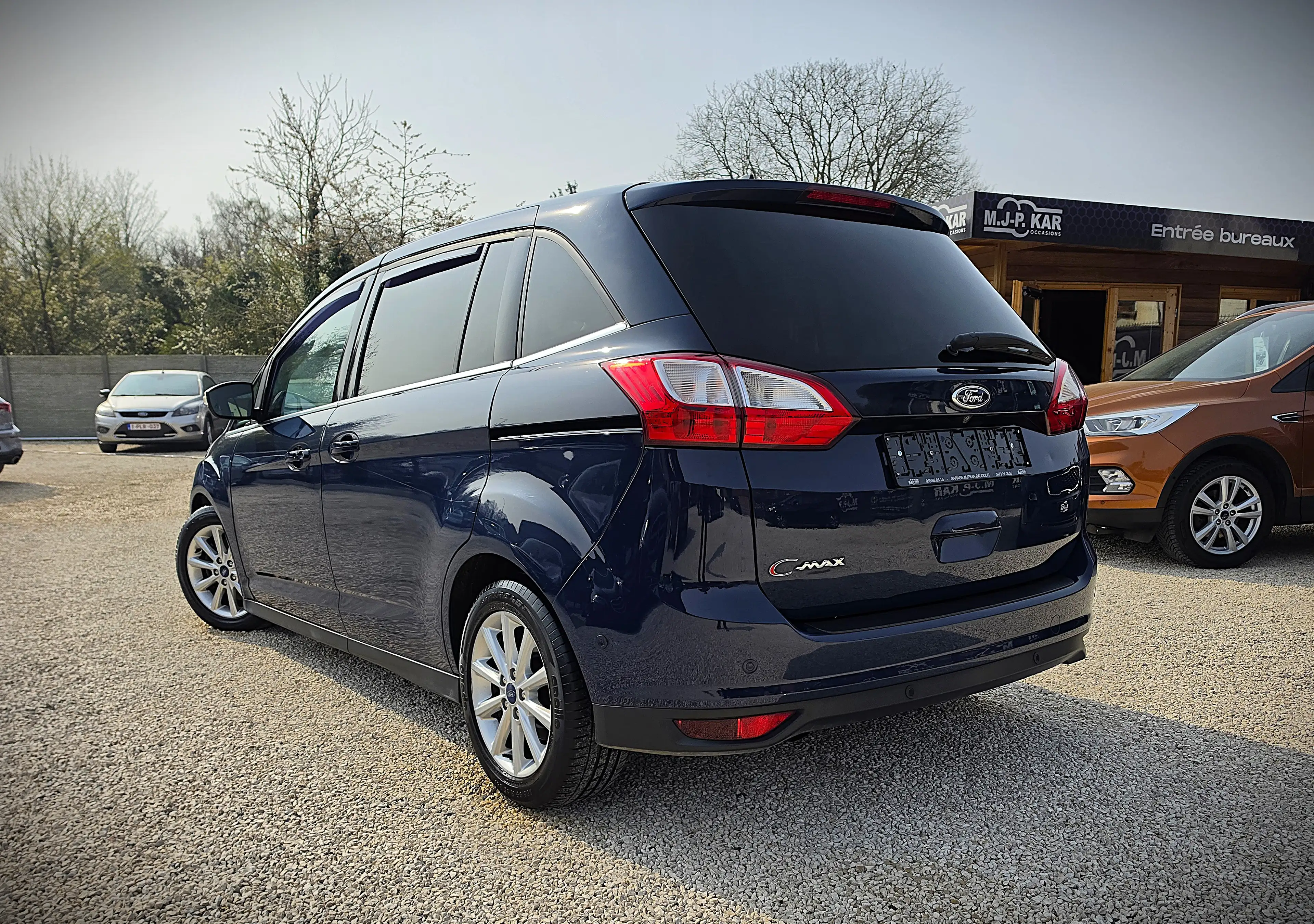 Ford Grand C-Max 7 PLACES - NEW DISTRIBUTION - PRET A IMMATRICULER — photo 5