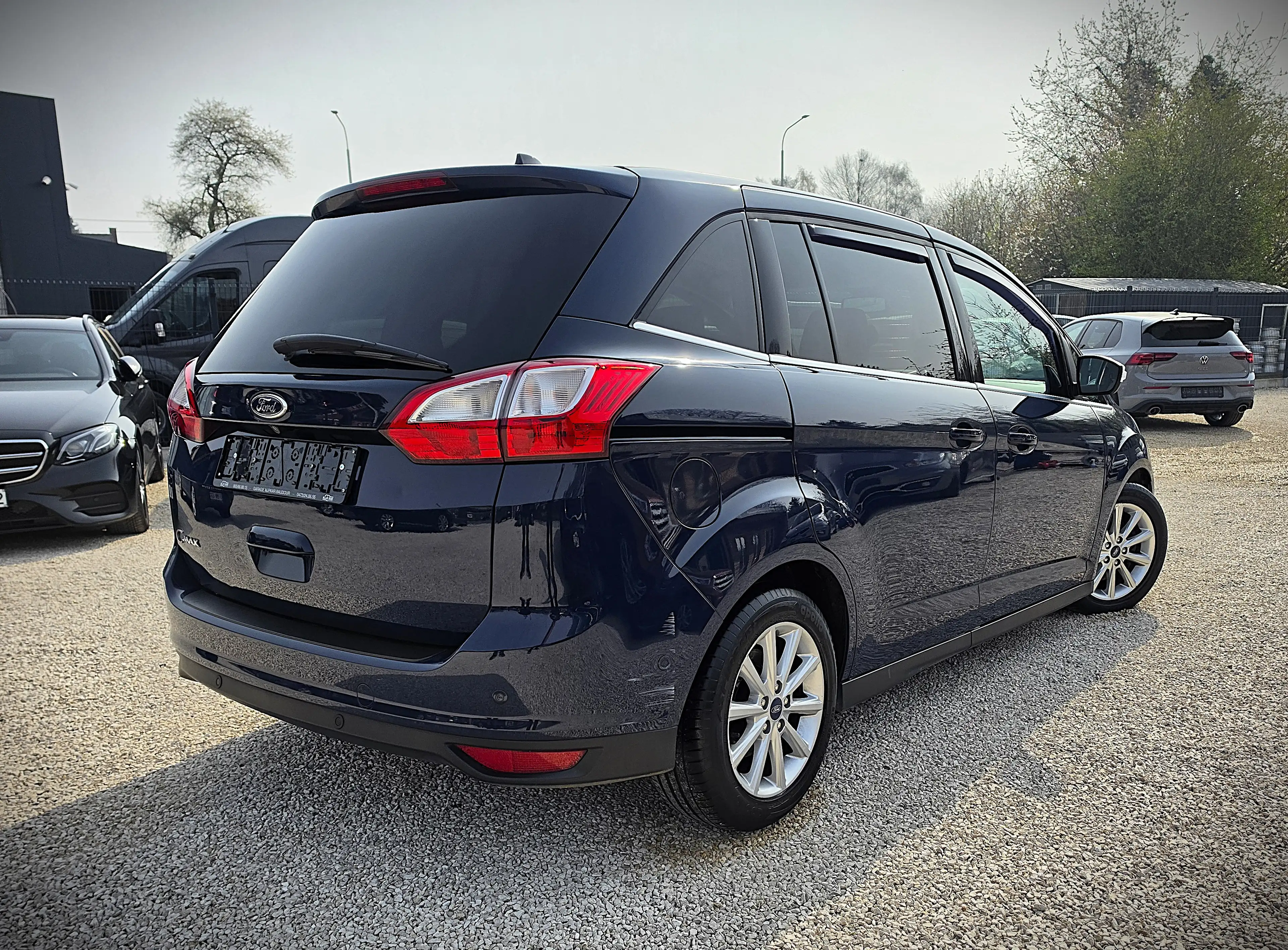 Ford Grand C-Max 7 PLACES - NEW DISTRIBUTION - PRET A IMMATRICULER — photo 6