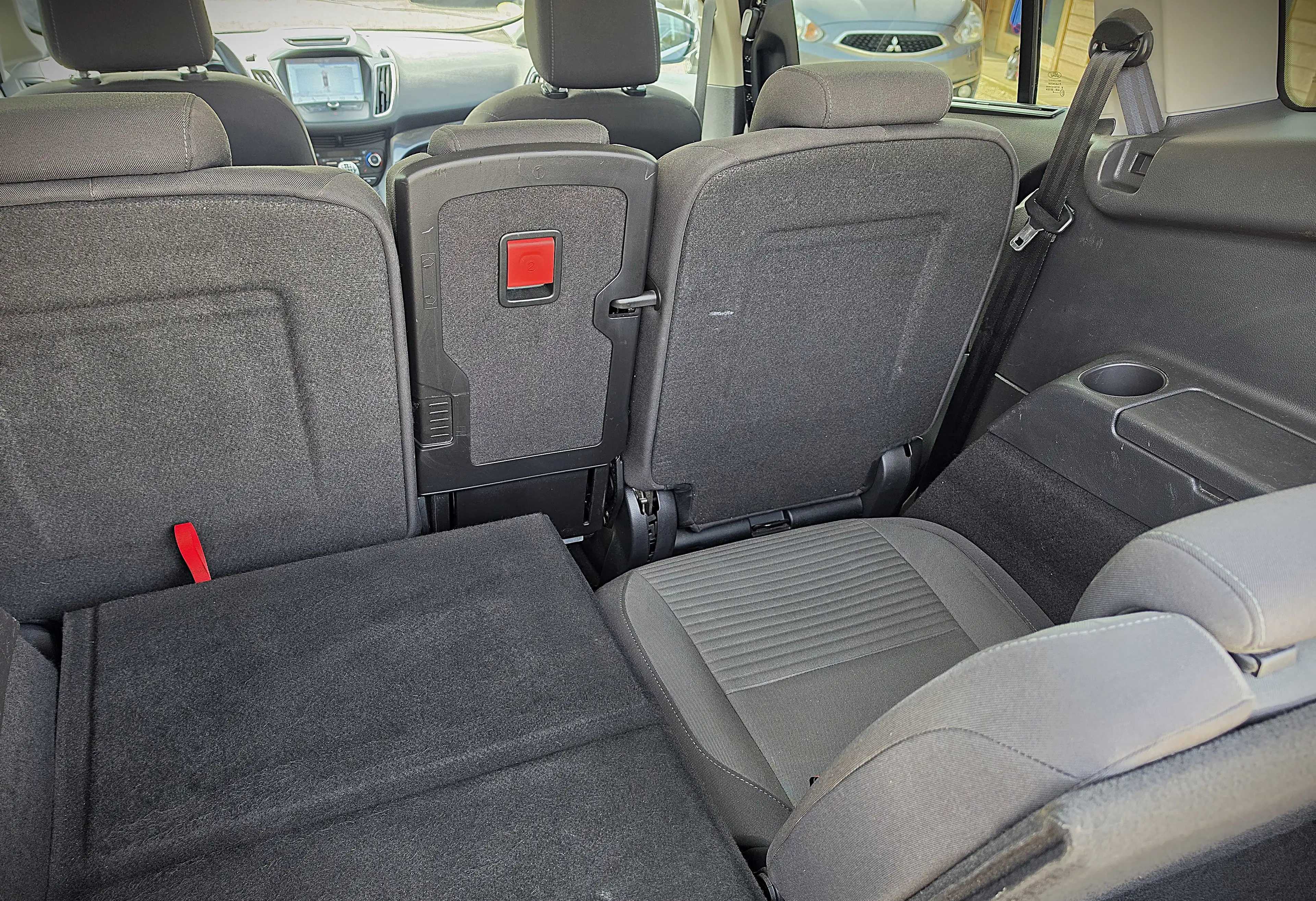 Ford Grand C-Max 7 PLACES - NEW DISTRIBUTION - PRET A IMMATRICULER — photo 12