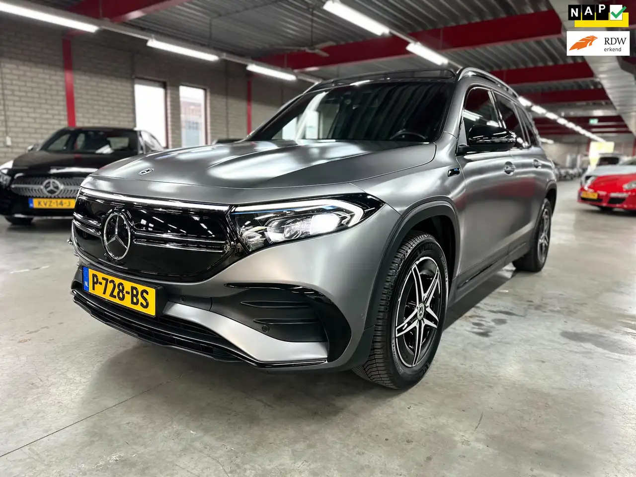 Mercedes-Benz EQB 350