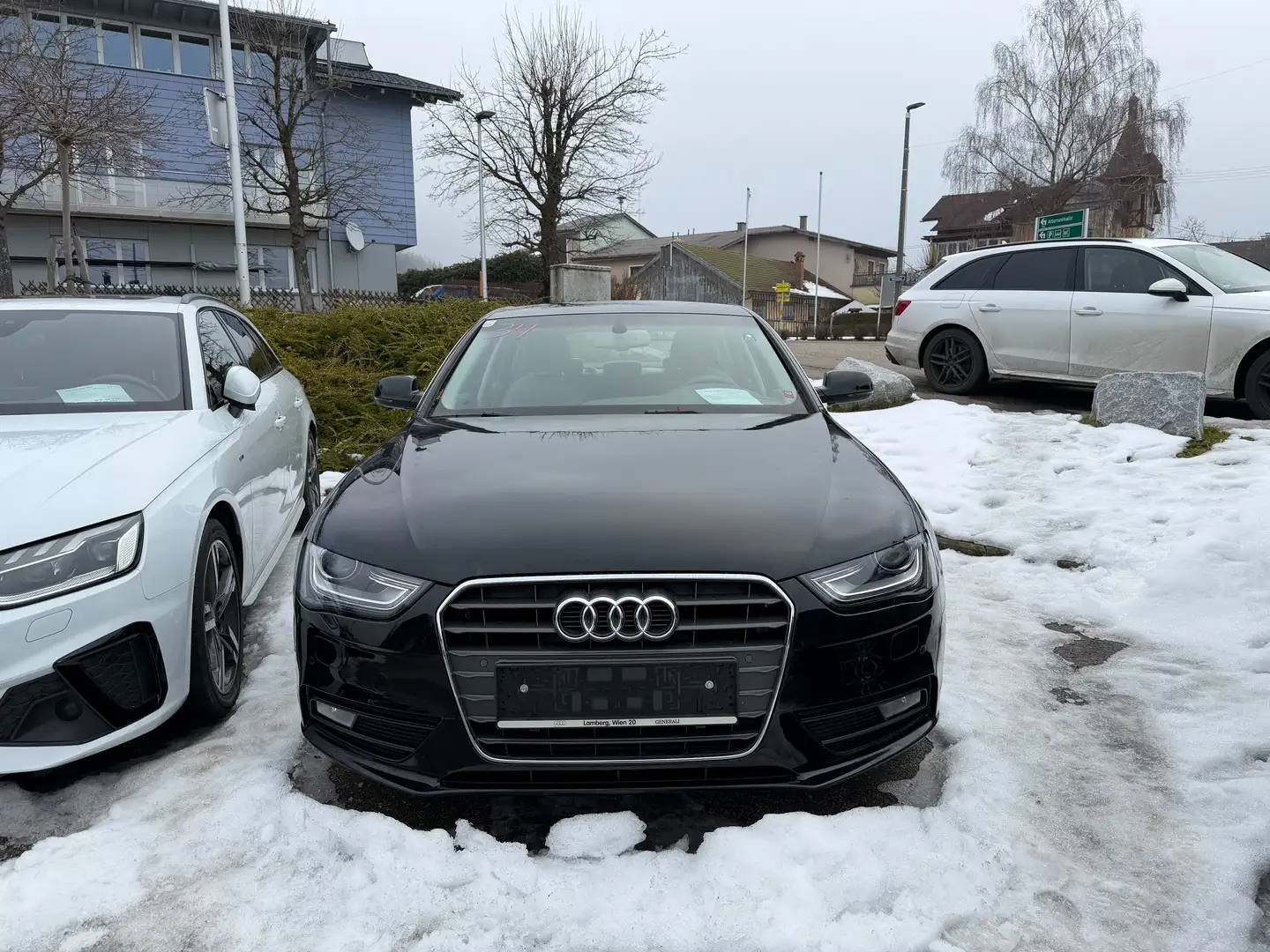 Audi A4 A4 2,0 TDI Daylight Xenon,Sportfahrwerk,Einparkhi. Schwarz - 1