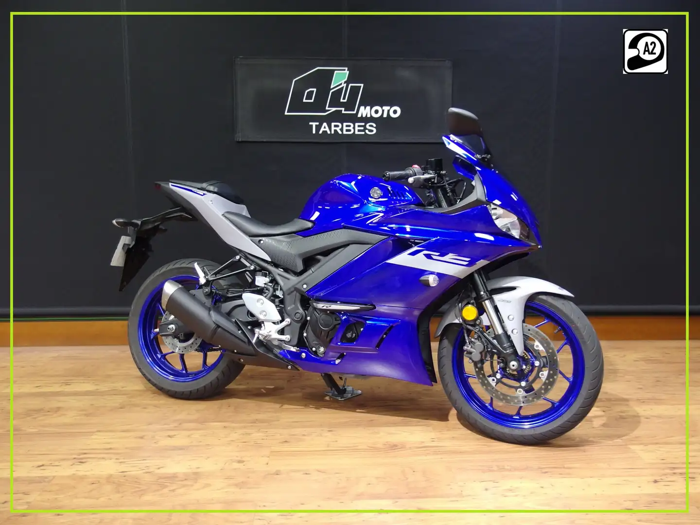 Yamaha YZF-R3 Blau - 1
