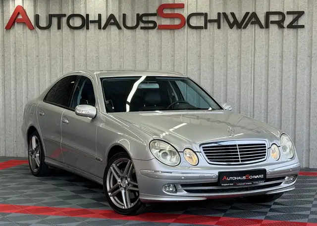 Mercedes-Benz E 320 E320 4Matic Avantgarde Leder AHK Memory Comand