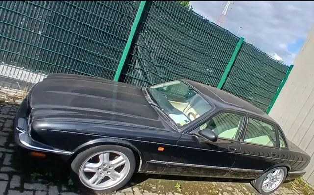 Jaguar XJR 4.0i V8 32v S/C COMPRESSEUR CUIR AIRCO GPS TO J AL