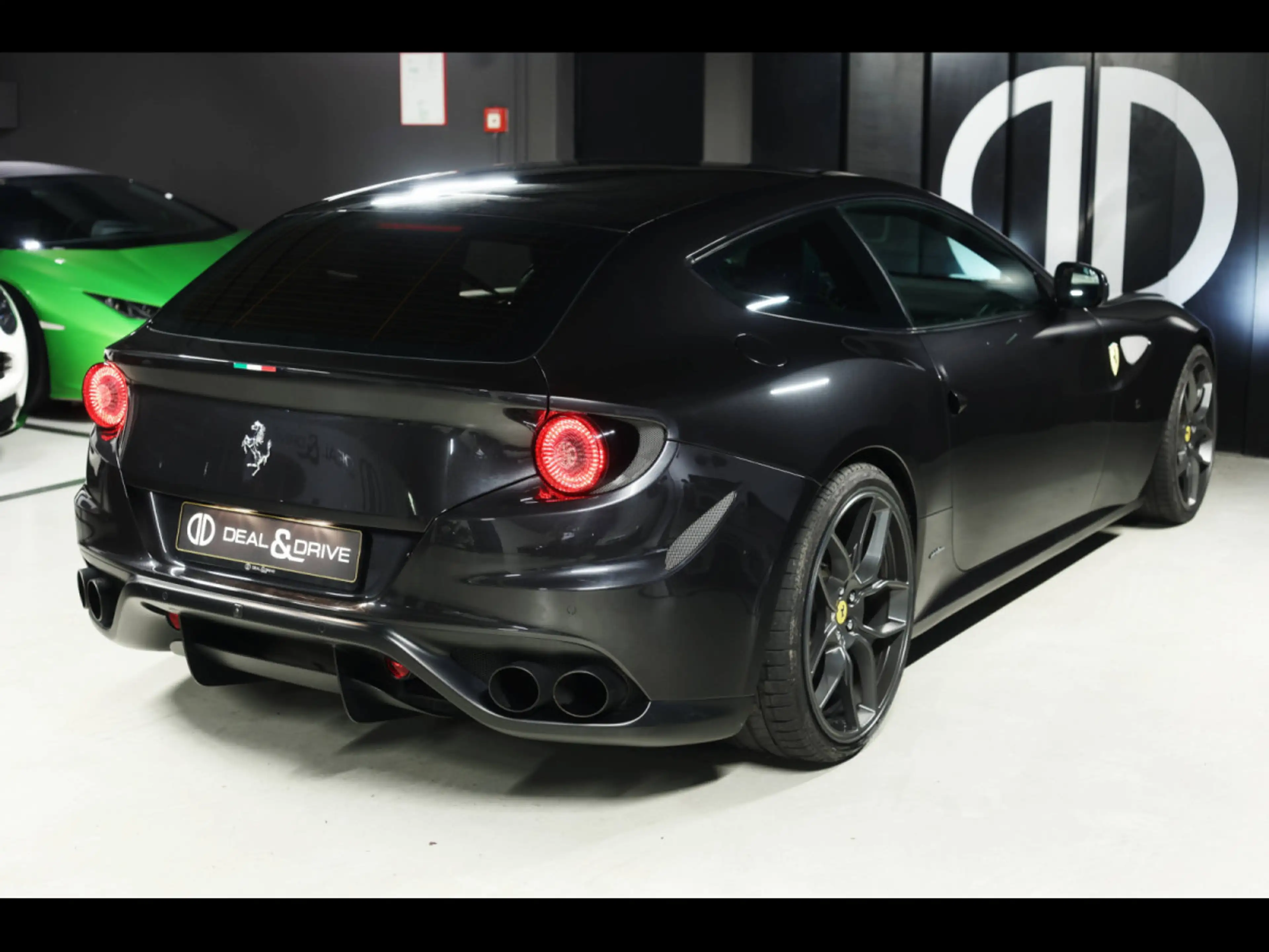 Ferrari FF 6.2 V12 4RM°NOVITEC°GRIGIO GRANITO°PANO°KAM — photo 6