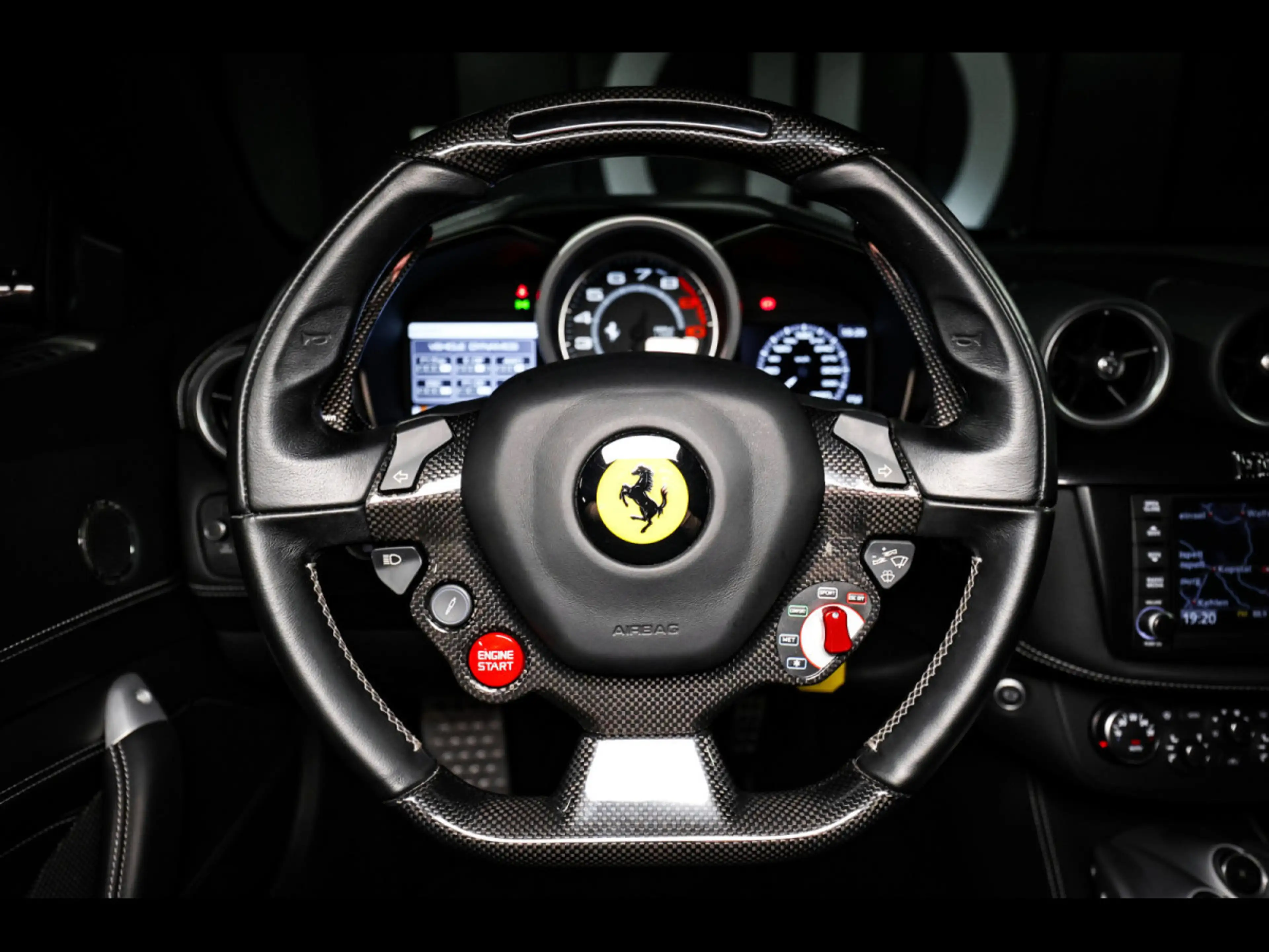 Ferrari FF 6.2 V12 4RM°NOVITEC°GRIGIO GRANITO°PANO°KAM — photo 10