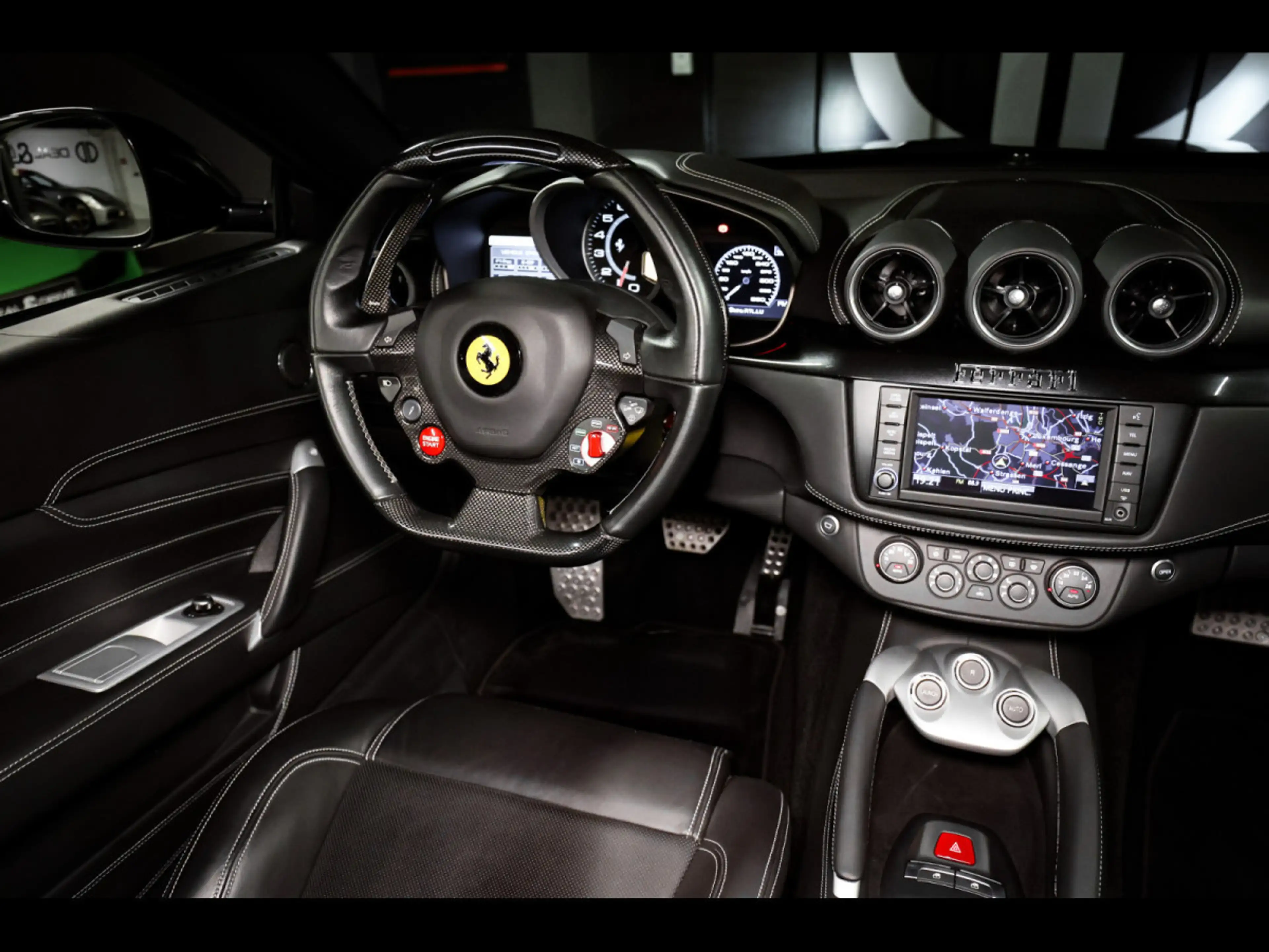 Ferrari FF 6.2 V12 4RM°NOVITEC°GRIGIO GRANITO°PANO°KAM — photo 14
