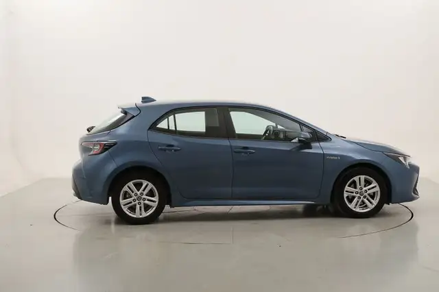 Toyota Corolla view 6