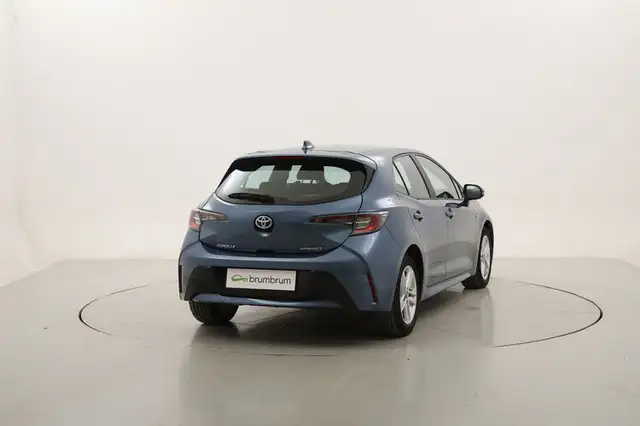 Toyota Corolla view 5