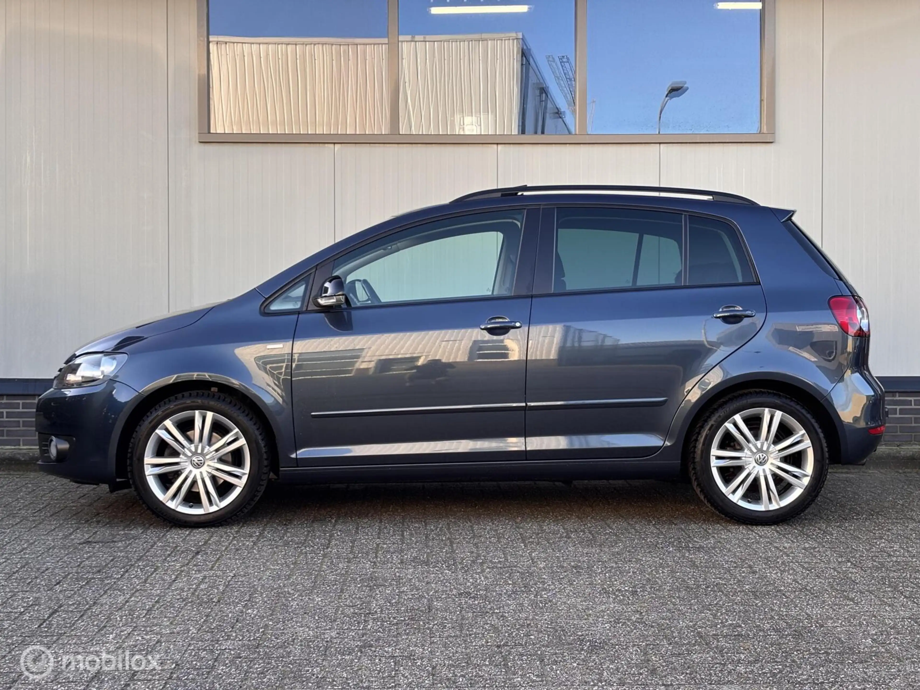 Volkswagen Golf Plus 1.4 TSI AUTOMAAT Trekhaak Navi pano dak — photo 3