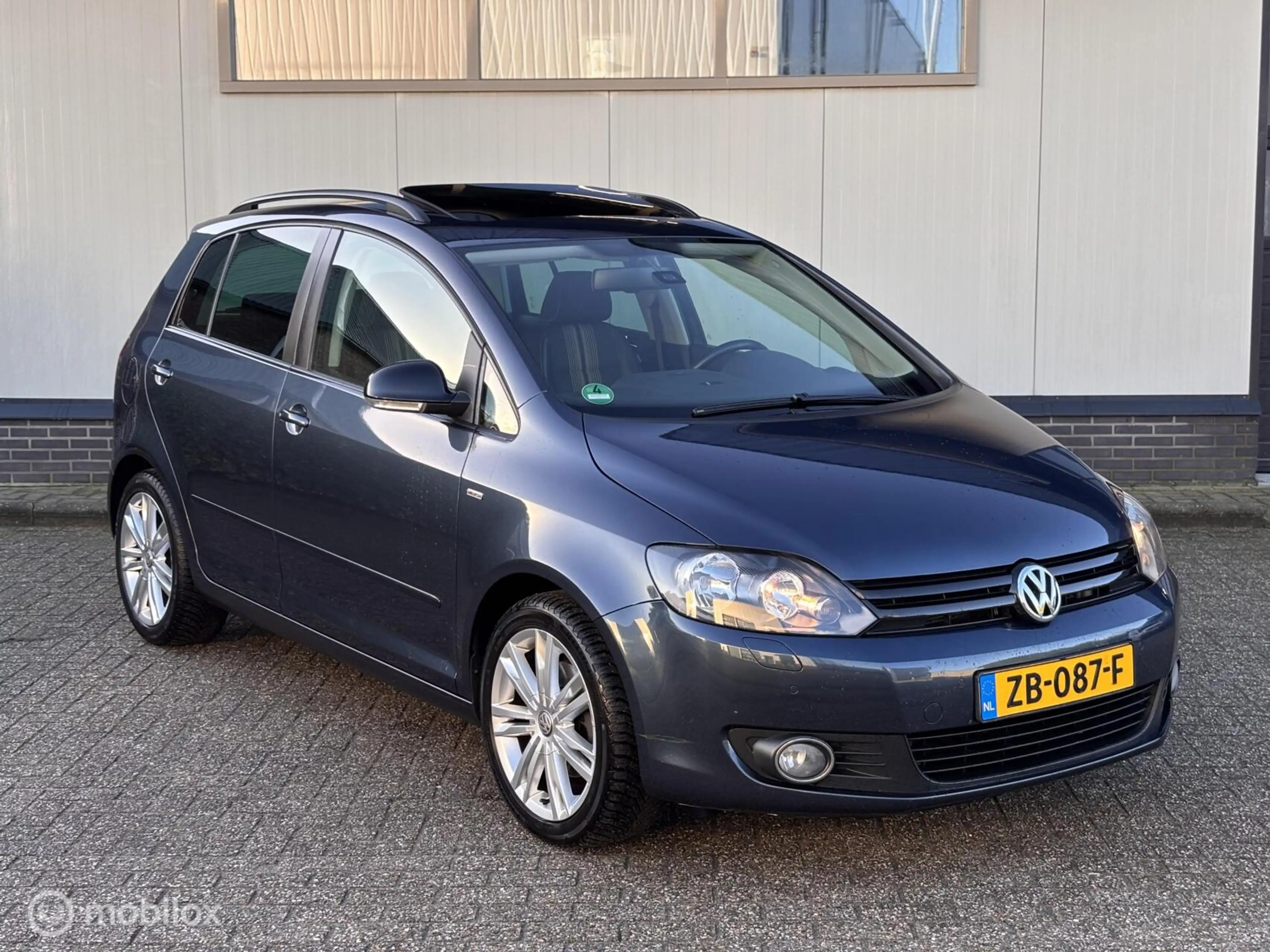 Volkswagen Golf Plus 1.4 TSI AUTOMAAT Trekhaak Navi pano dak — photo 4