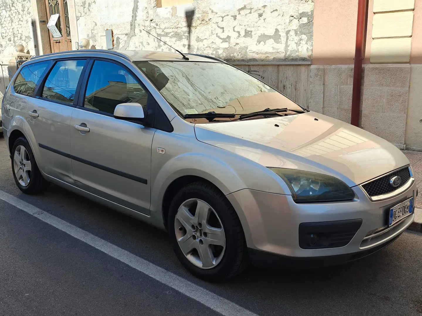 Ford Focus Focus II 2005 SW Style Wagon 1.6 tdci 110cv fap Argento - 1