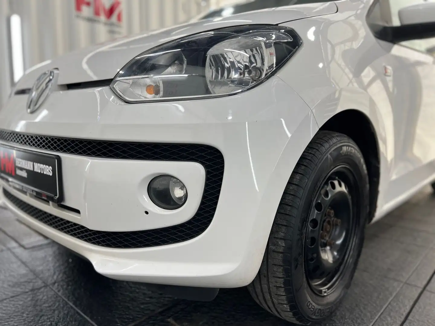 Volkswagen up! UP! 1.0 move up!/Tempo/SHZ/Einpark./Klima/Bord. Weiß - 2