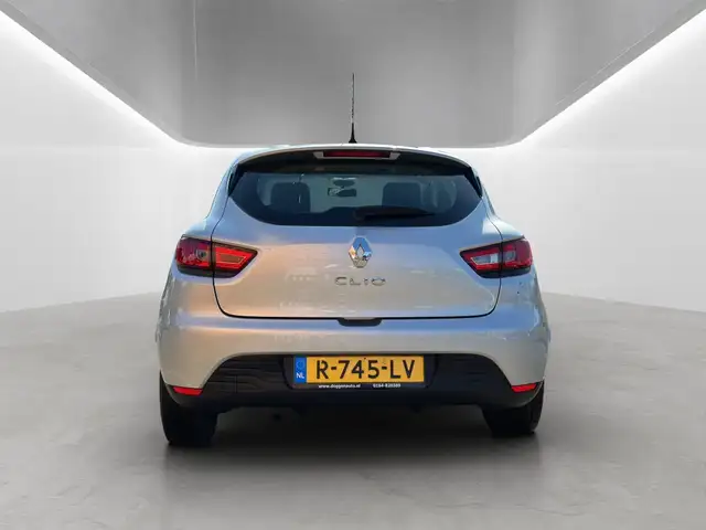 Renault Clio view 5