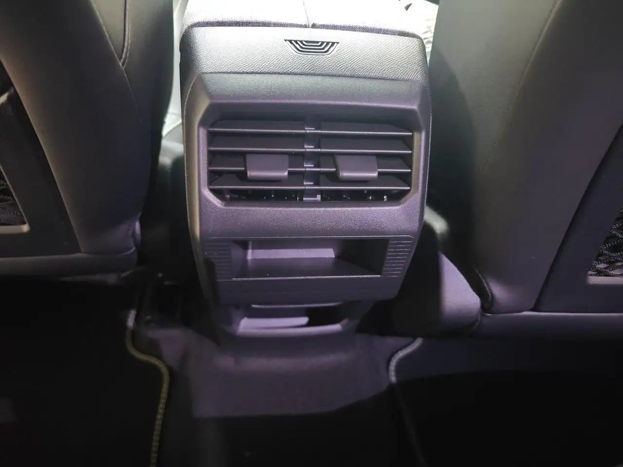 Peugeot 3008 Hybrid 145 GT DriveAssist+360+Navi+ACC+virtCP+19Z+ 26