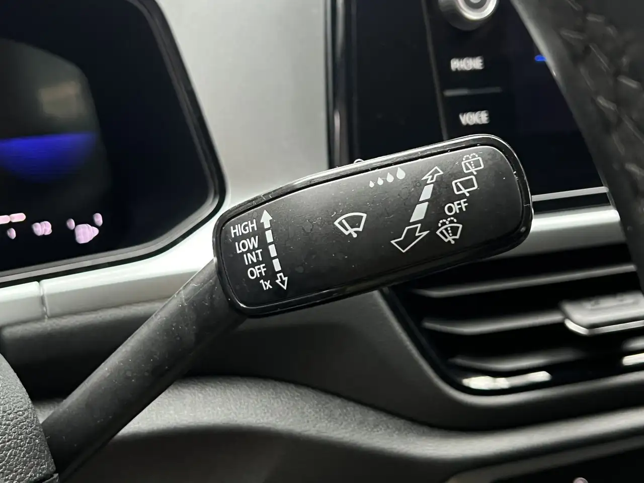 Volkswagen T-Roc 2.0TDI Life IQ-Drive DSG Navi ACC CarPlay, миниатюра 24
