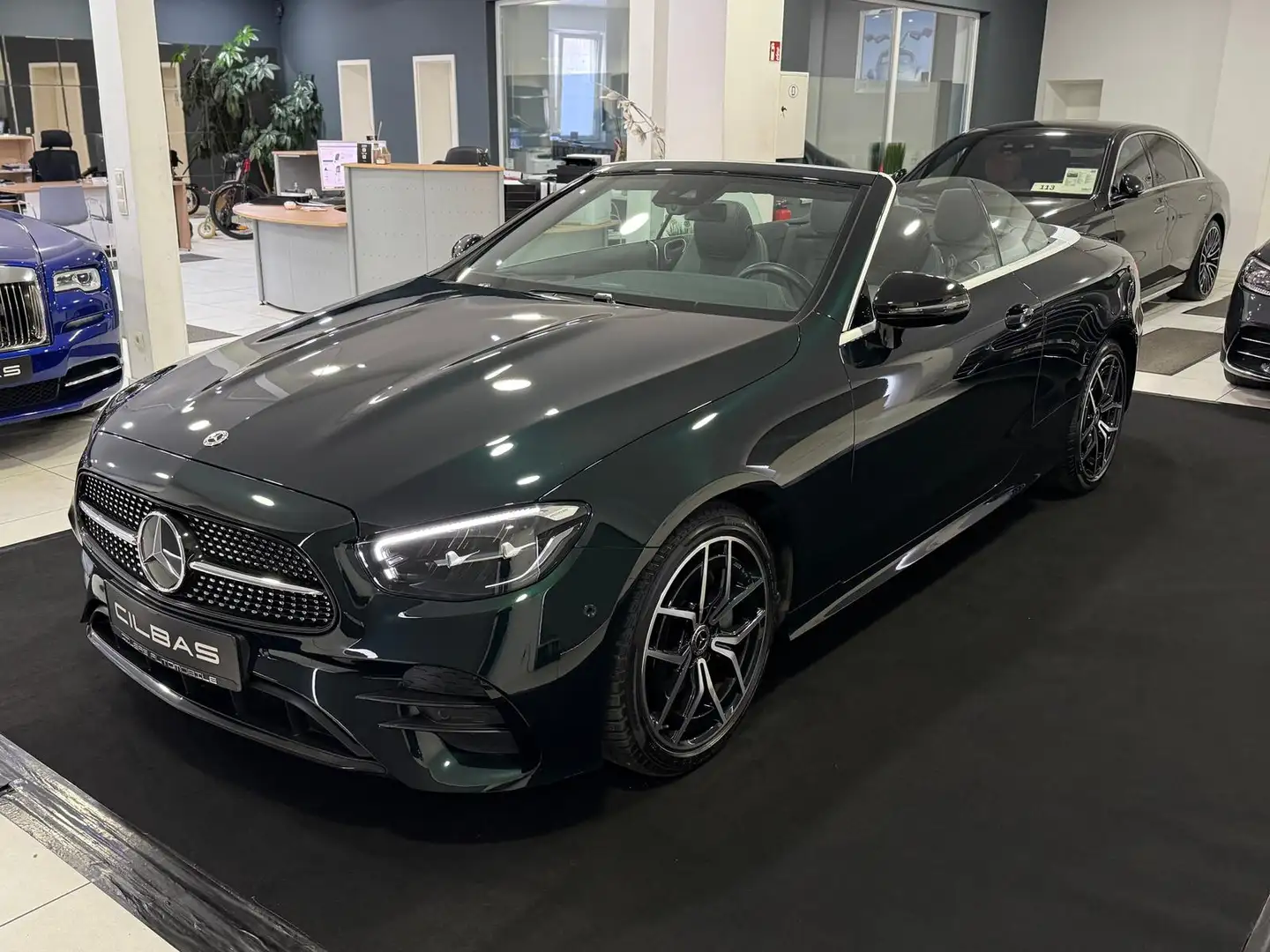 Mercedes-Benz E 200 Cabriolet AMG-Line *BURM*NIGHT*TOTW*WIDE* Yeşil - 1