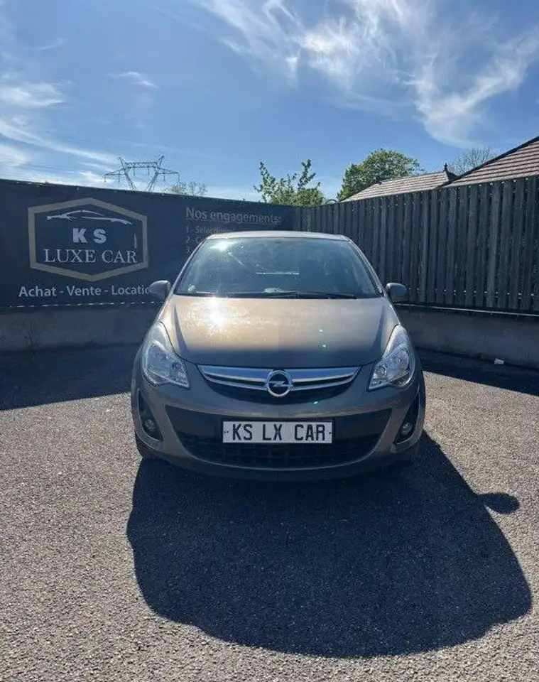 Opel Corsa 1.2 85 ch Twinport Graphite 1 Ã¨res main