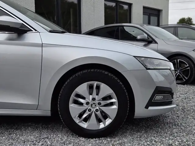 Skoda Octavia view 8