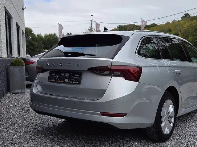 Skoda Octavia view 9