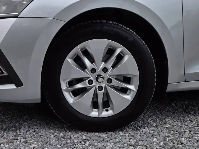 Skoda Octavia view 15