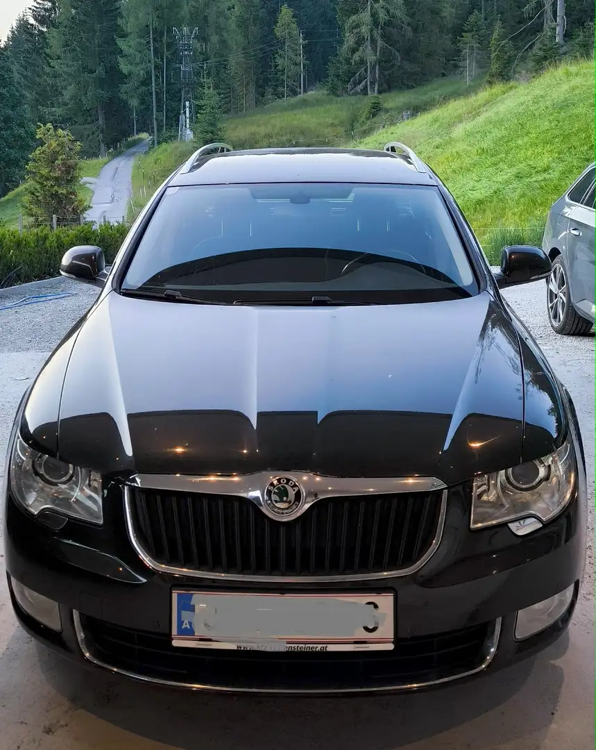 Skoda Superb Superb Combi 4x4 Elegance 2,0 TDI CR DSG Elegance Braun - 1