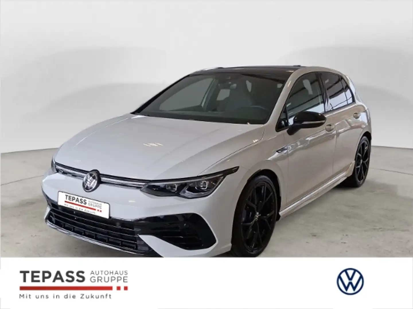 Volkswagen Golf R VIII 2.0 TSI DSG Performance AKRA PANO WINTER Weiß - 1