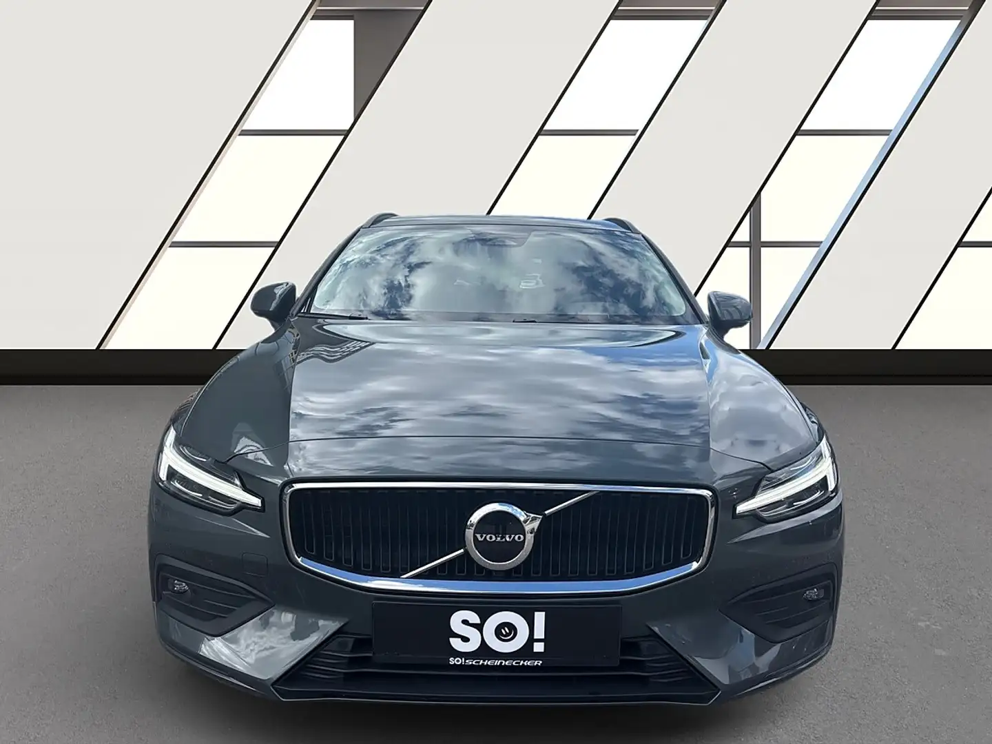 Volvo V60 V 60 B4 (Benzin) Core Mild-Hybrid (EURO 6e) Grün - 2