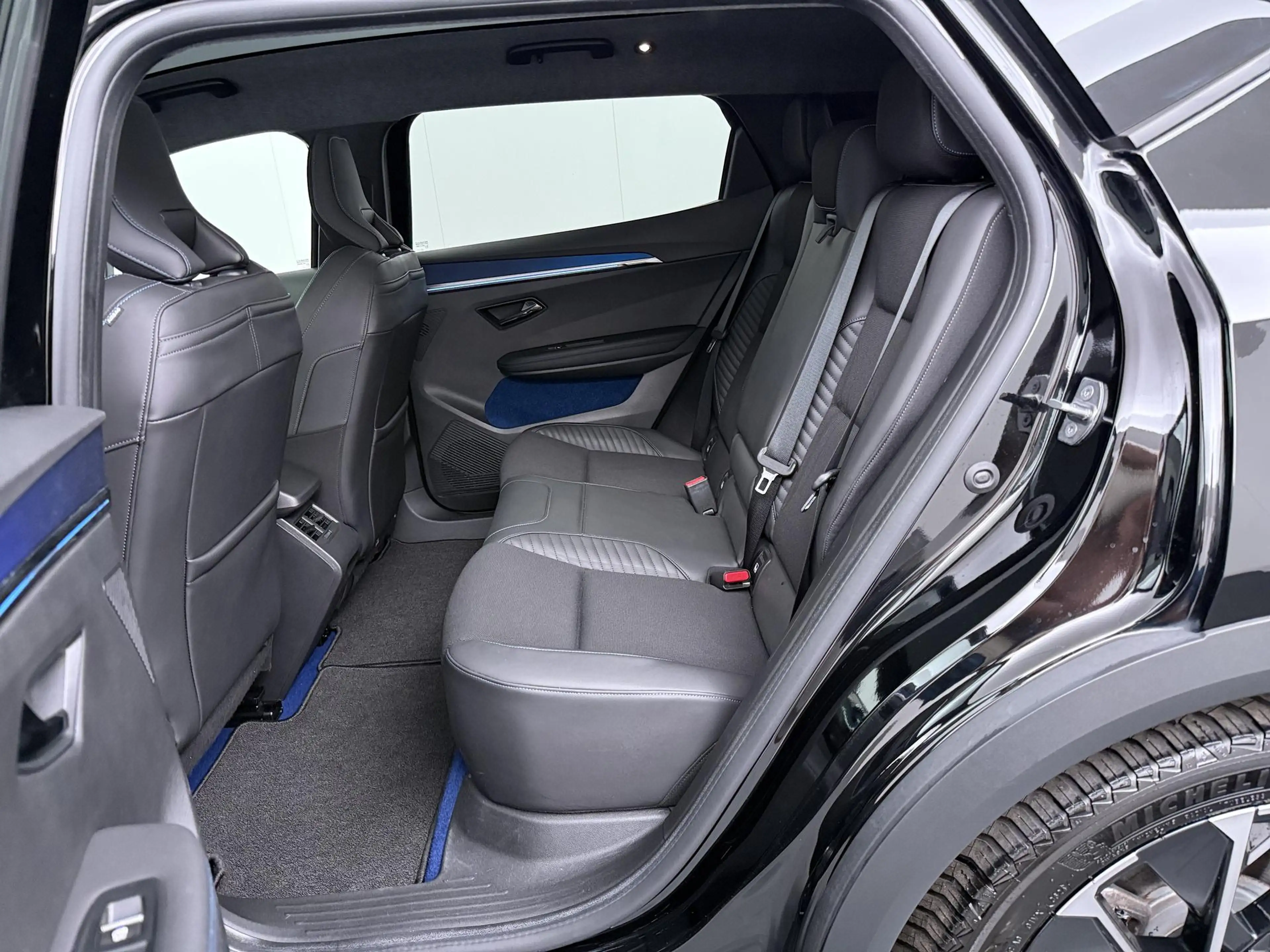 Renault Scenic E-Tech esprit Alpine 220 pk long range | Harman Ka — photo 14