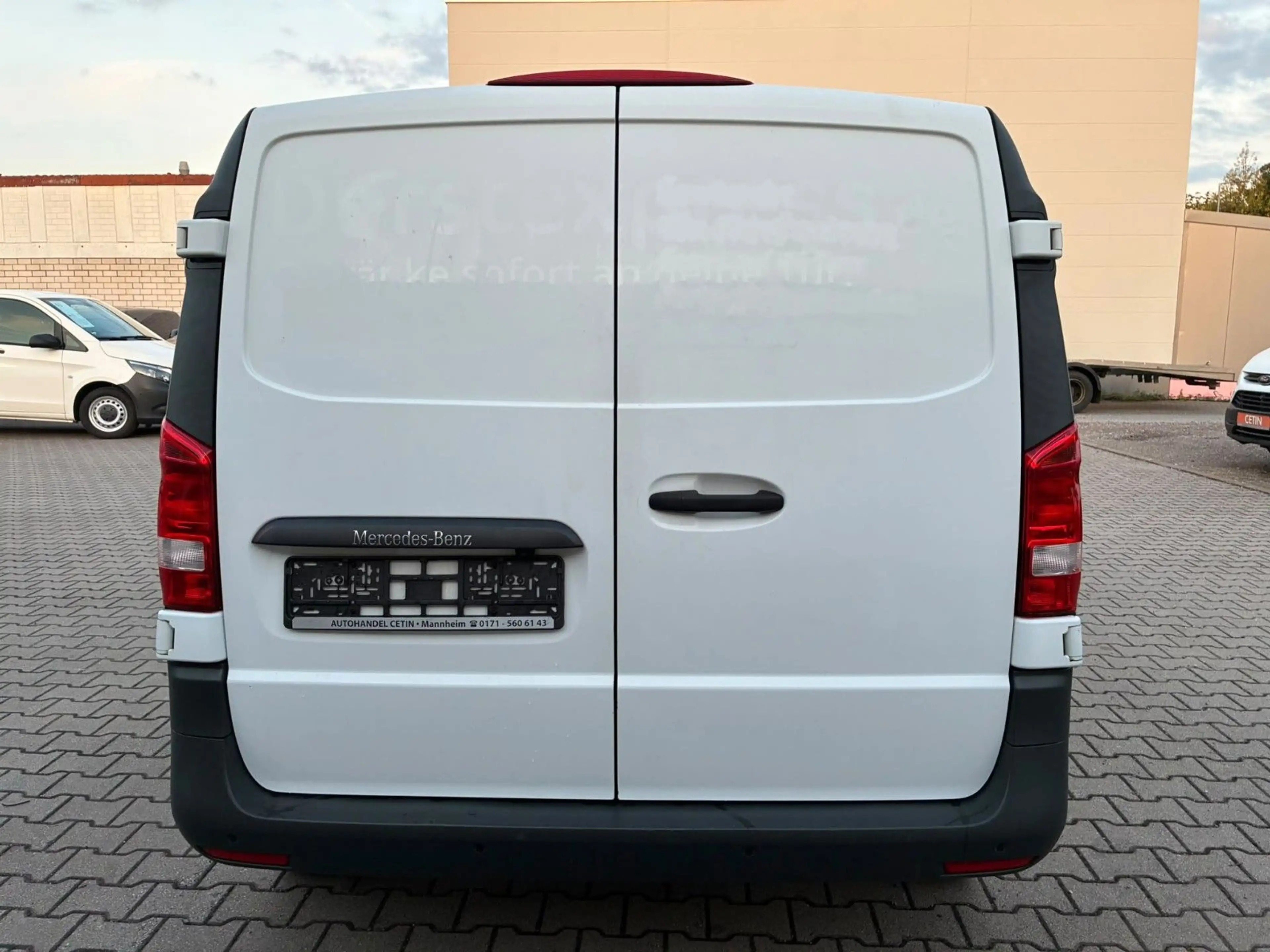 Mercedes-Benz Vito Kasten 111 CDI FWD kompakt — photo 8