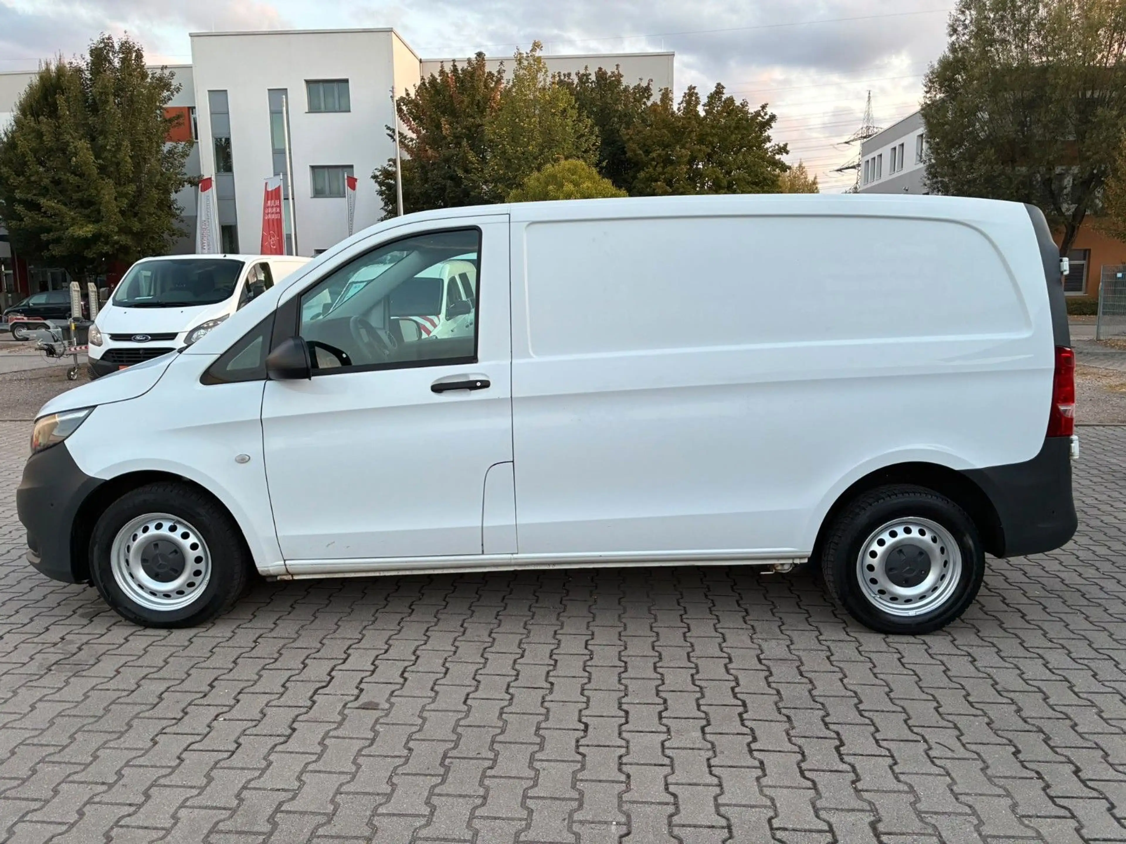 Mercedes-Benz Vito Kasten 111 CDI FWD kompakt — photo 4