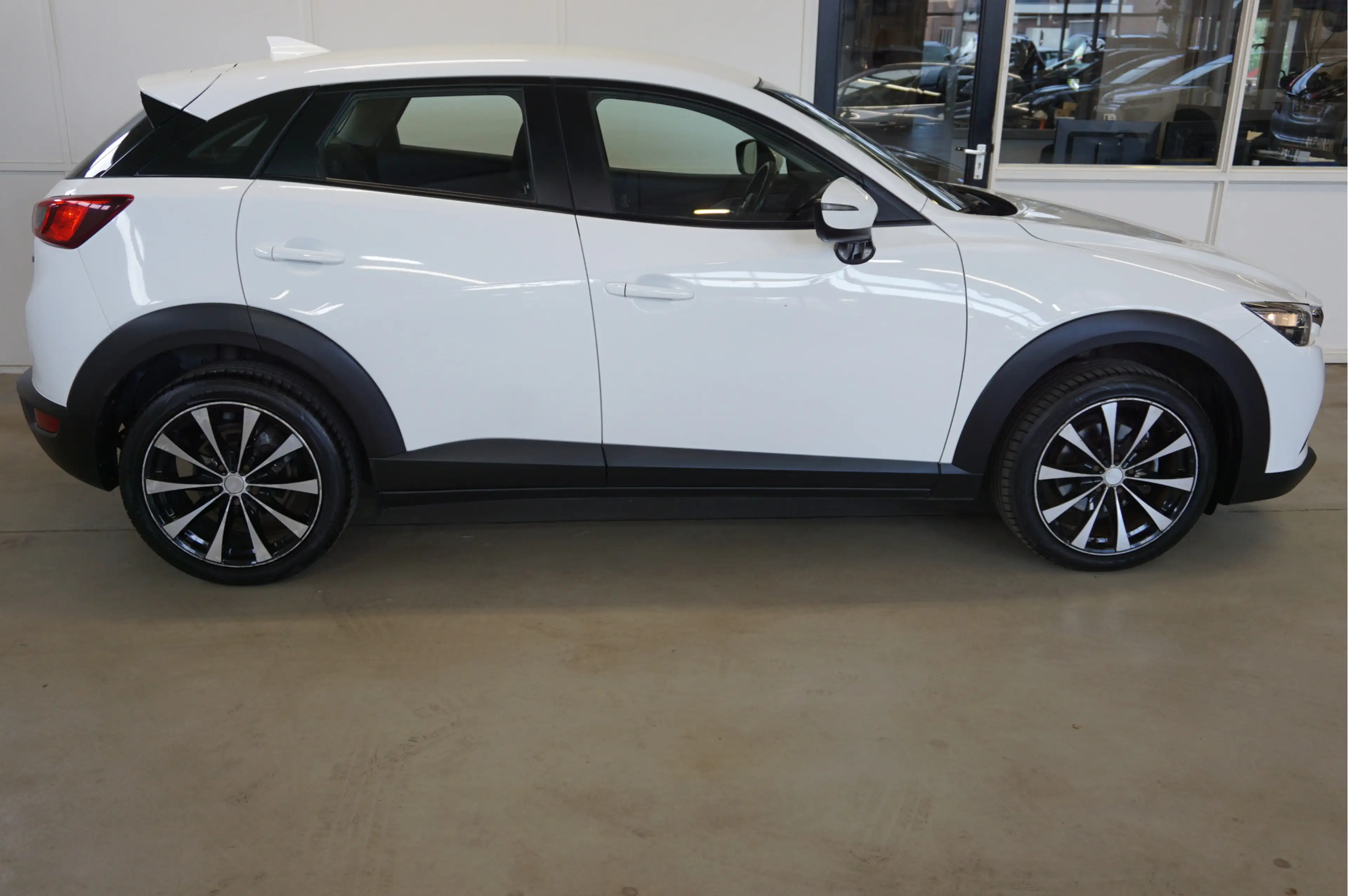 Mazda CX-3 2.0 SkyActiv-G 120 GT-M Trekhaak — photo 12
