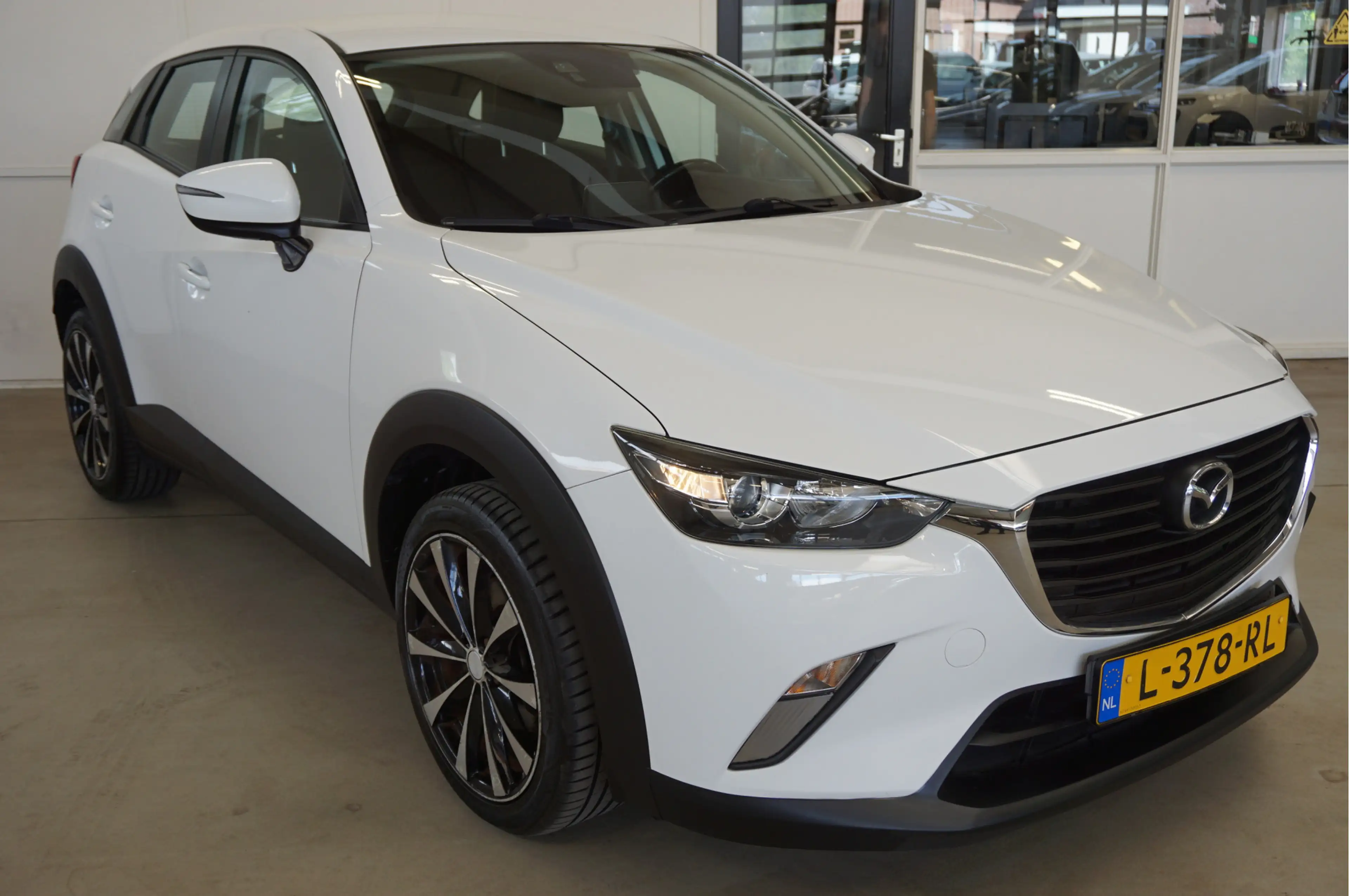 Mazda CX-3 2.0 SkyActiv-G 120 GT-M Trekhaak — photo 3