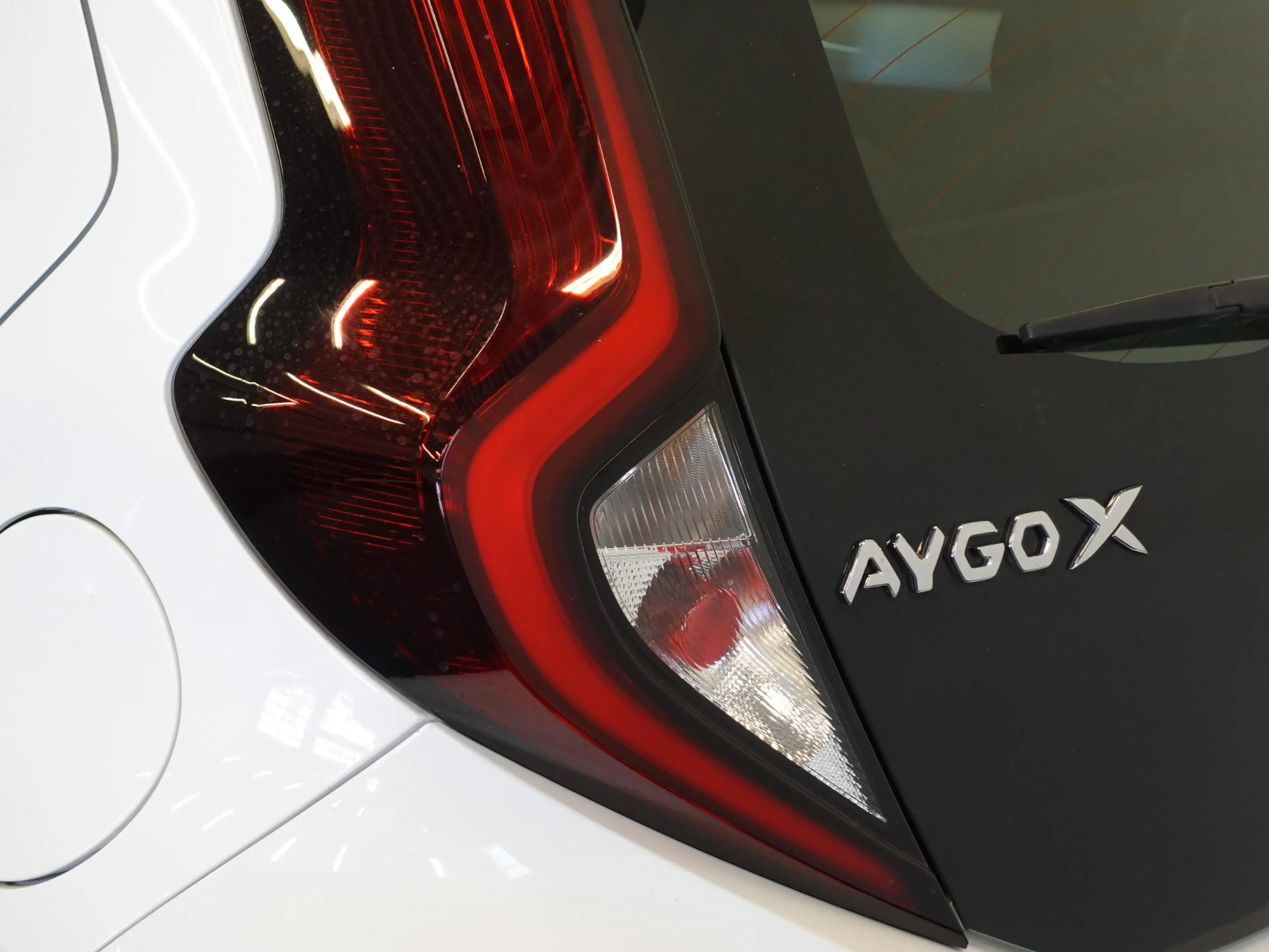 Toyota Aygo X 1.0 VVT-i S-CVT Automaat Play Airco Adaptive Cruis — photo 7