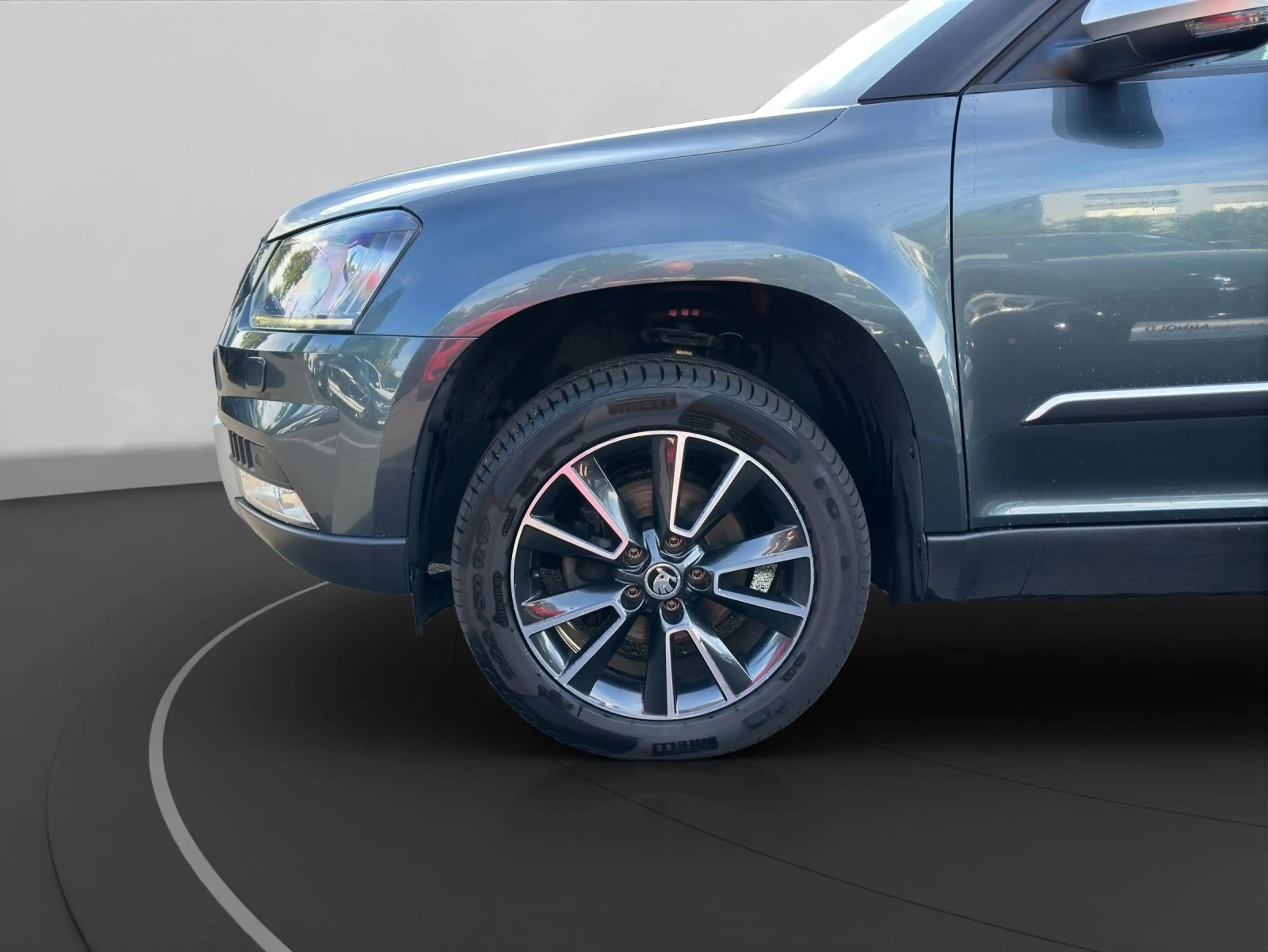 Skoda Yeti 2,0 TDi DAB Xenon Tempomat AHK Klimaaut. — photo 13