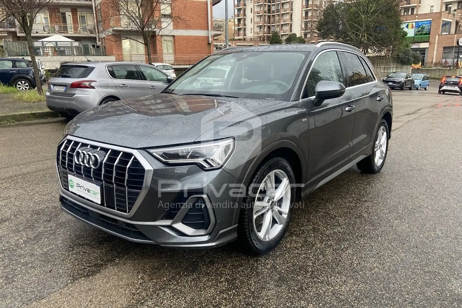 Audi Q3 Q3 35 TDI S tronic S line edition Silber - 1