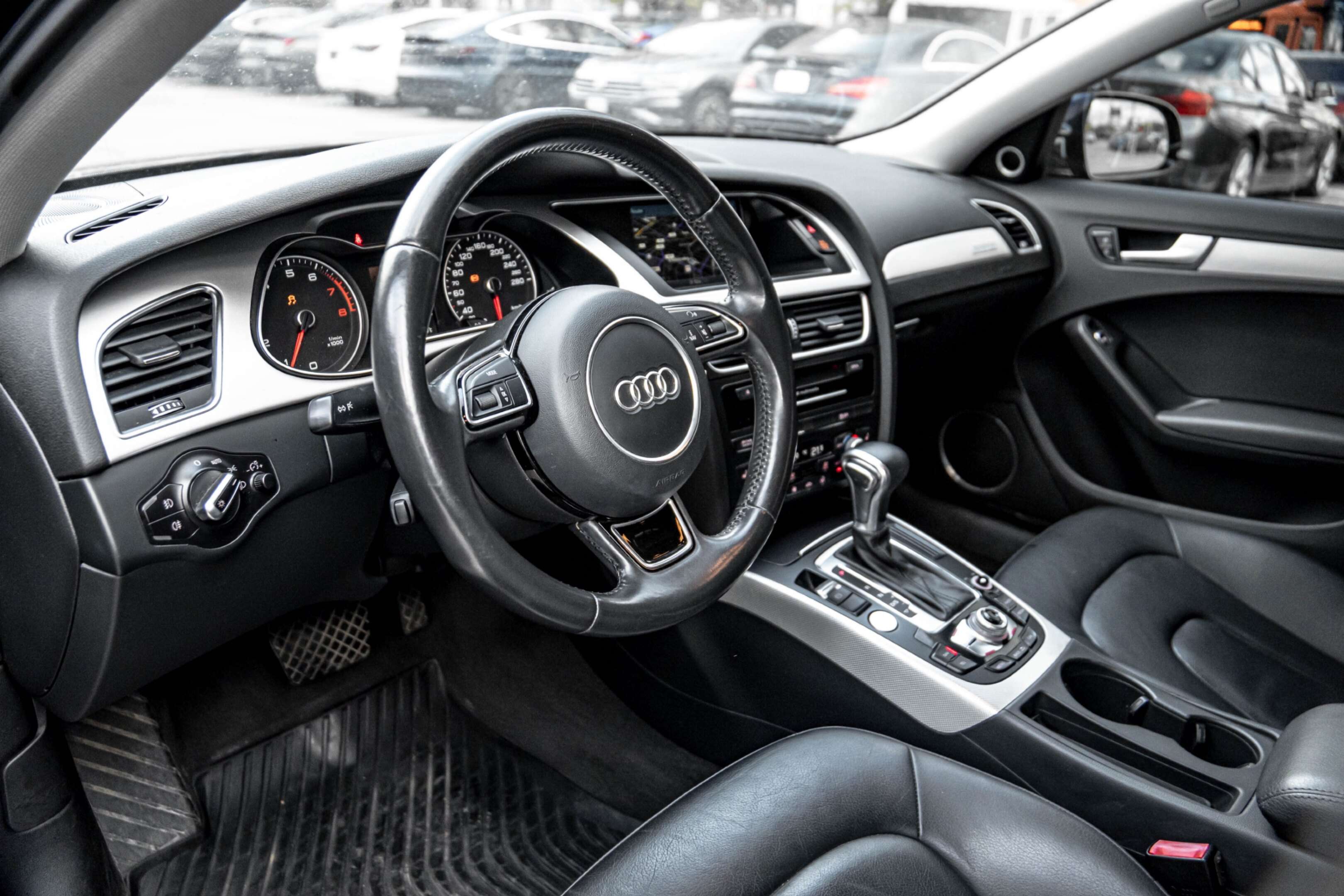 2016 Audi A4 4dr Sdn Auto Technik plus quattro thumb 44