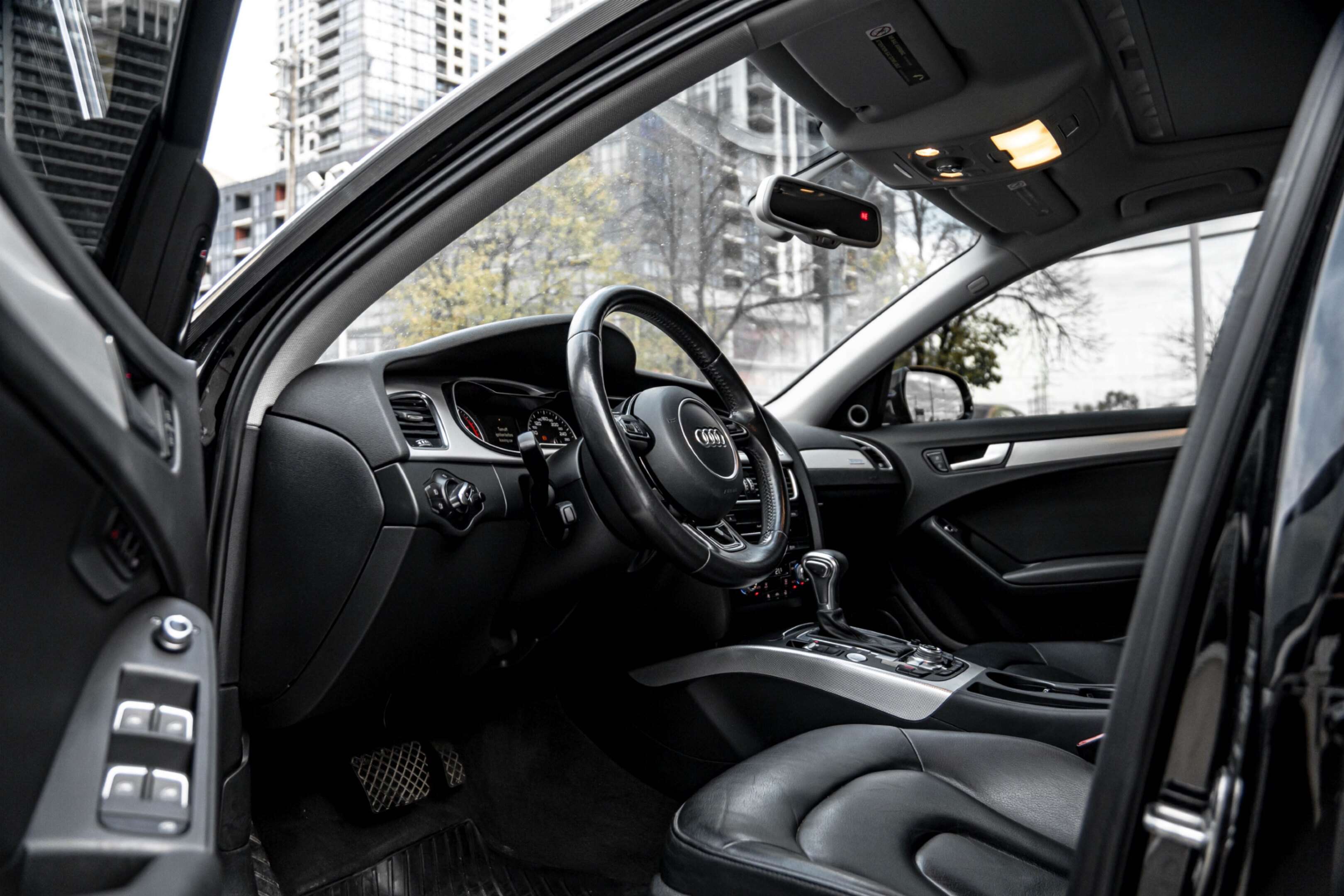 2016 Audi A4 4dr Sdn Auto Technik plus quattro thumb 41