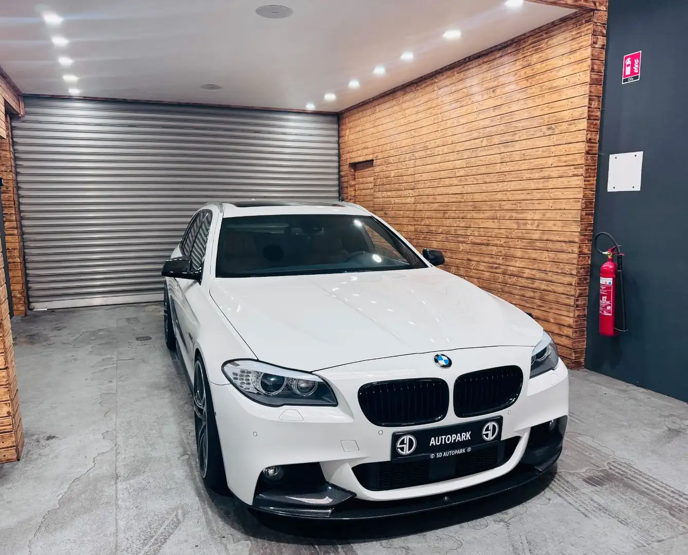 BMW 525 M Paket INDIVIDUAL 525 d/Headup/Temp/AHK/ABSTAND Weiß - 1