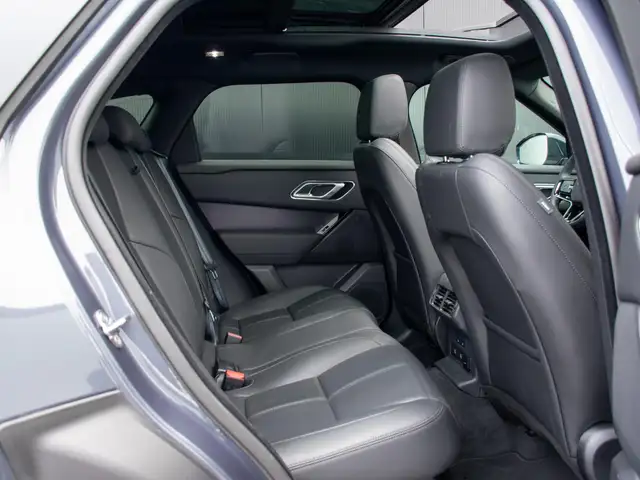 Land Rover Range Rover Velar view 8