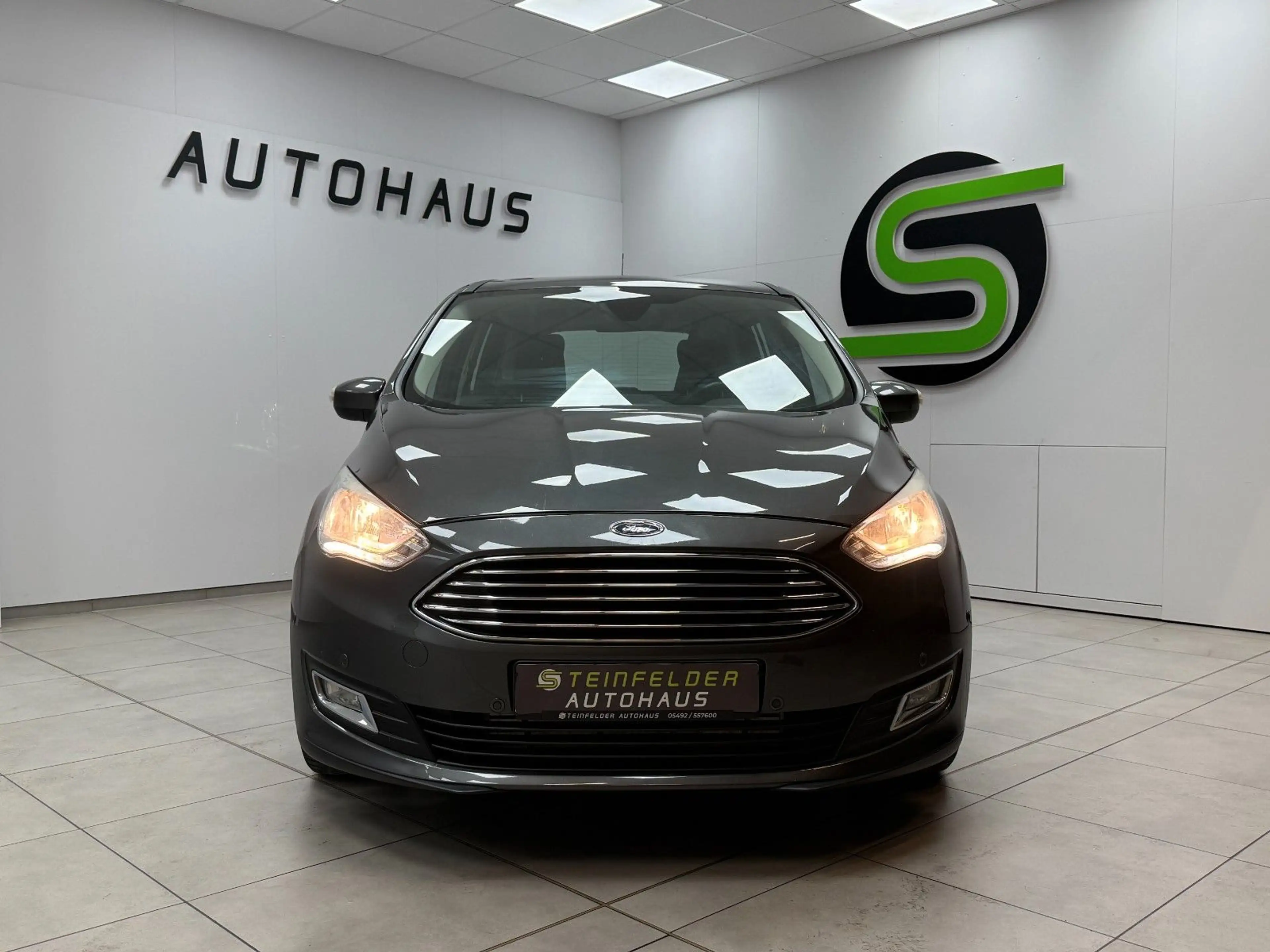 Ford Grand C-Max Grand C-MAX 2.0 TDCi Titanium / NAVI / SHZ / — photo 2