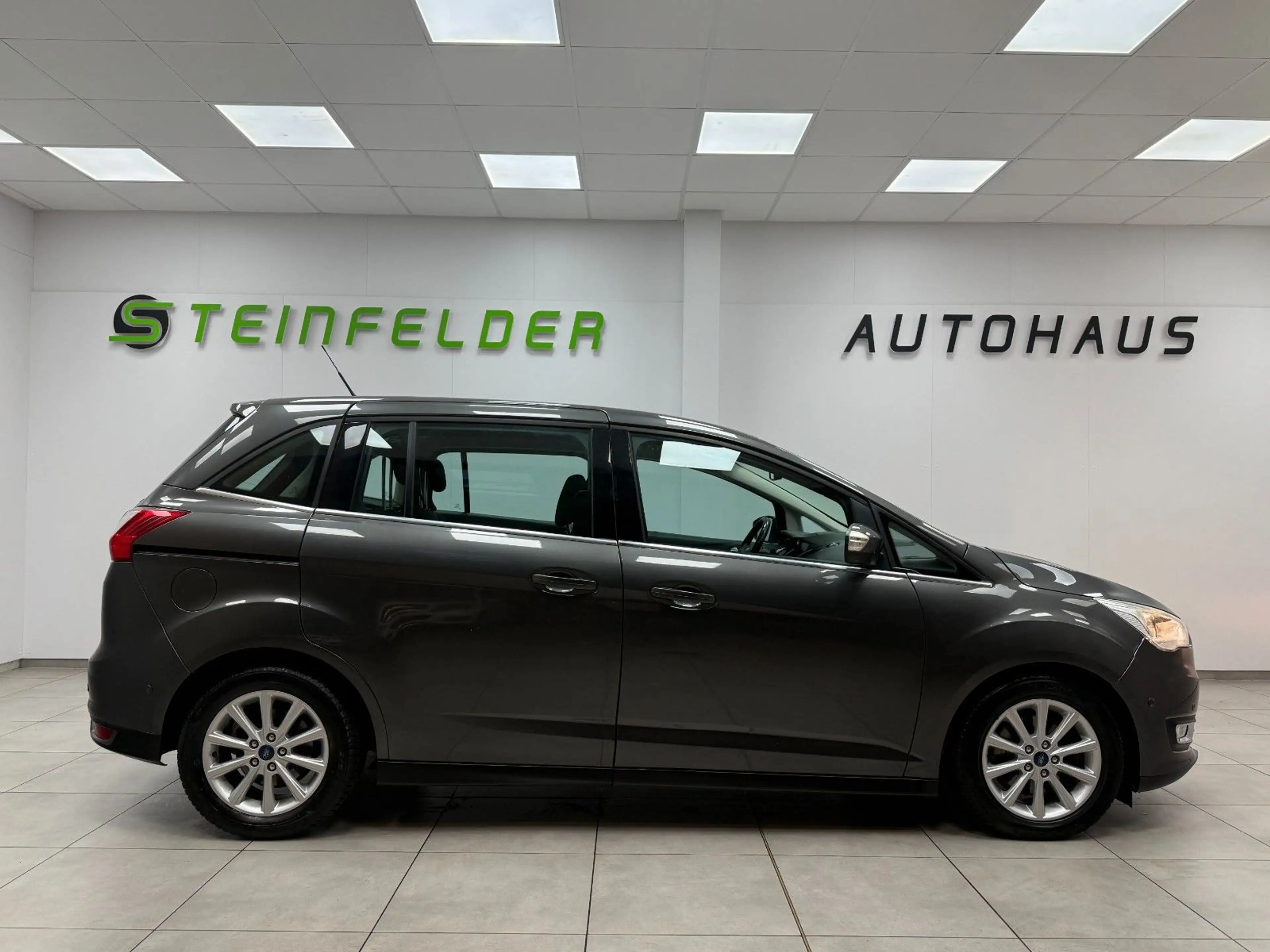 Ford Grand C-Max Grand C-MAX 2.0 TDCi Titanium / NAVI / SHZ / — photo 4