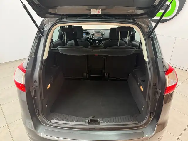 Ford Grand C-Max view 15