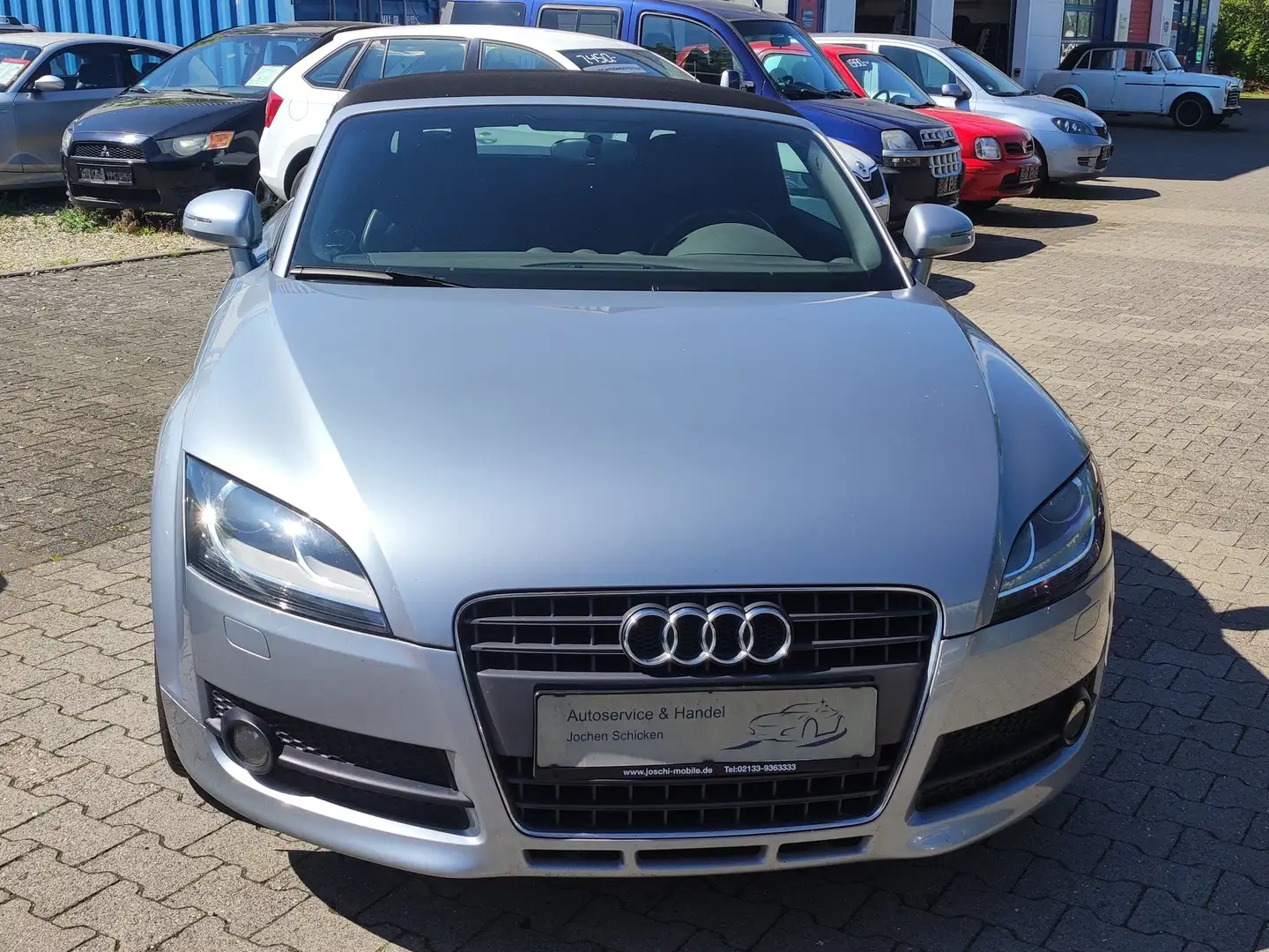 Audi TT 1.8 TFSI Roadster S-Line Grau - 2