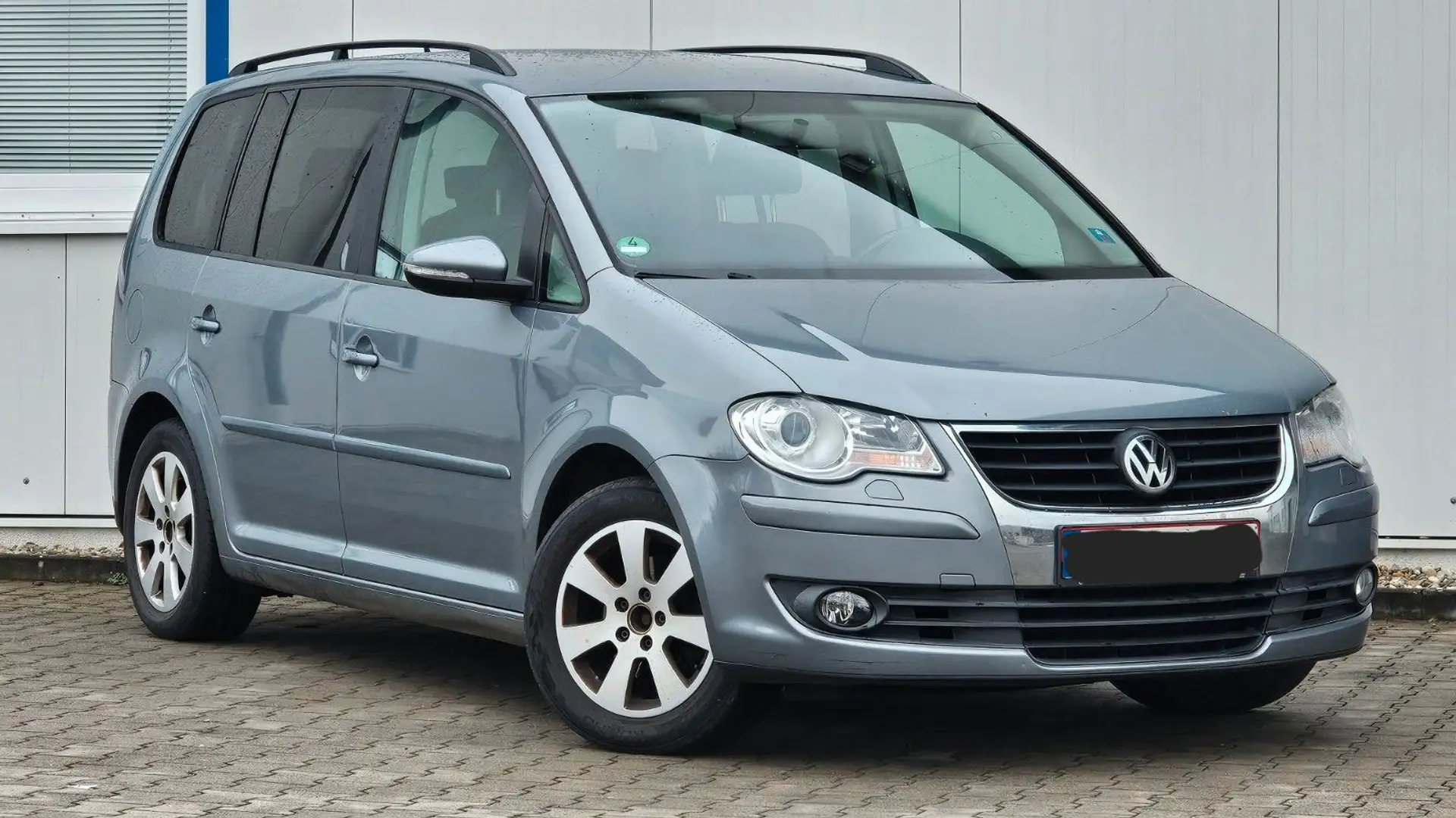 Volkswagen Touran Trendline Xenon Shzg Klima Grau - 1
