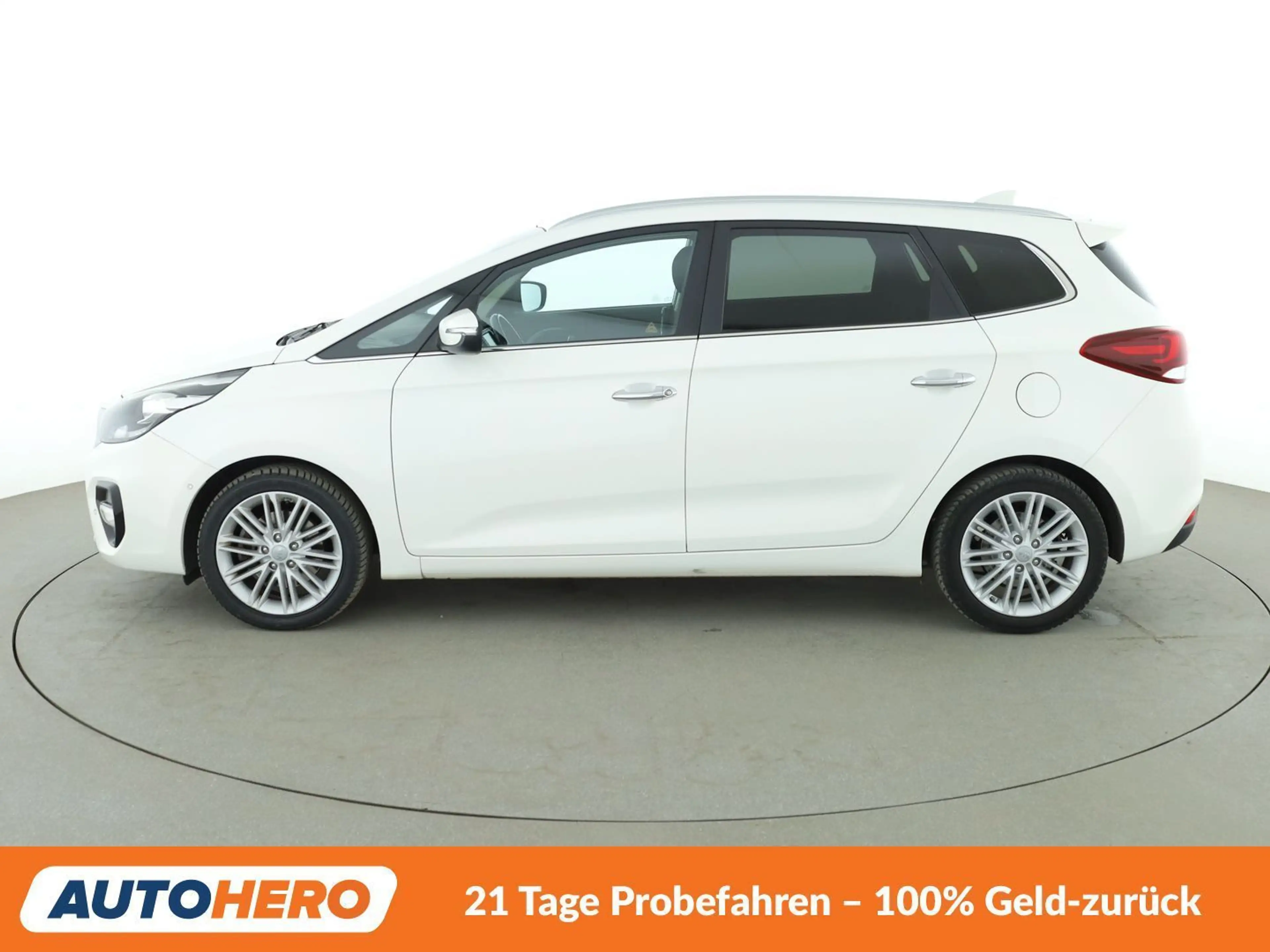 Kia Carens 1.6 GDI Vision*NAVI*SPUR*PDC*SHZ*KLIMA*TEMPO* — photo 3