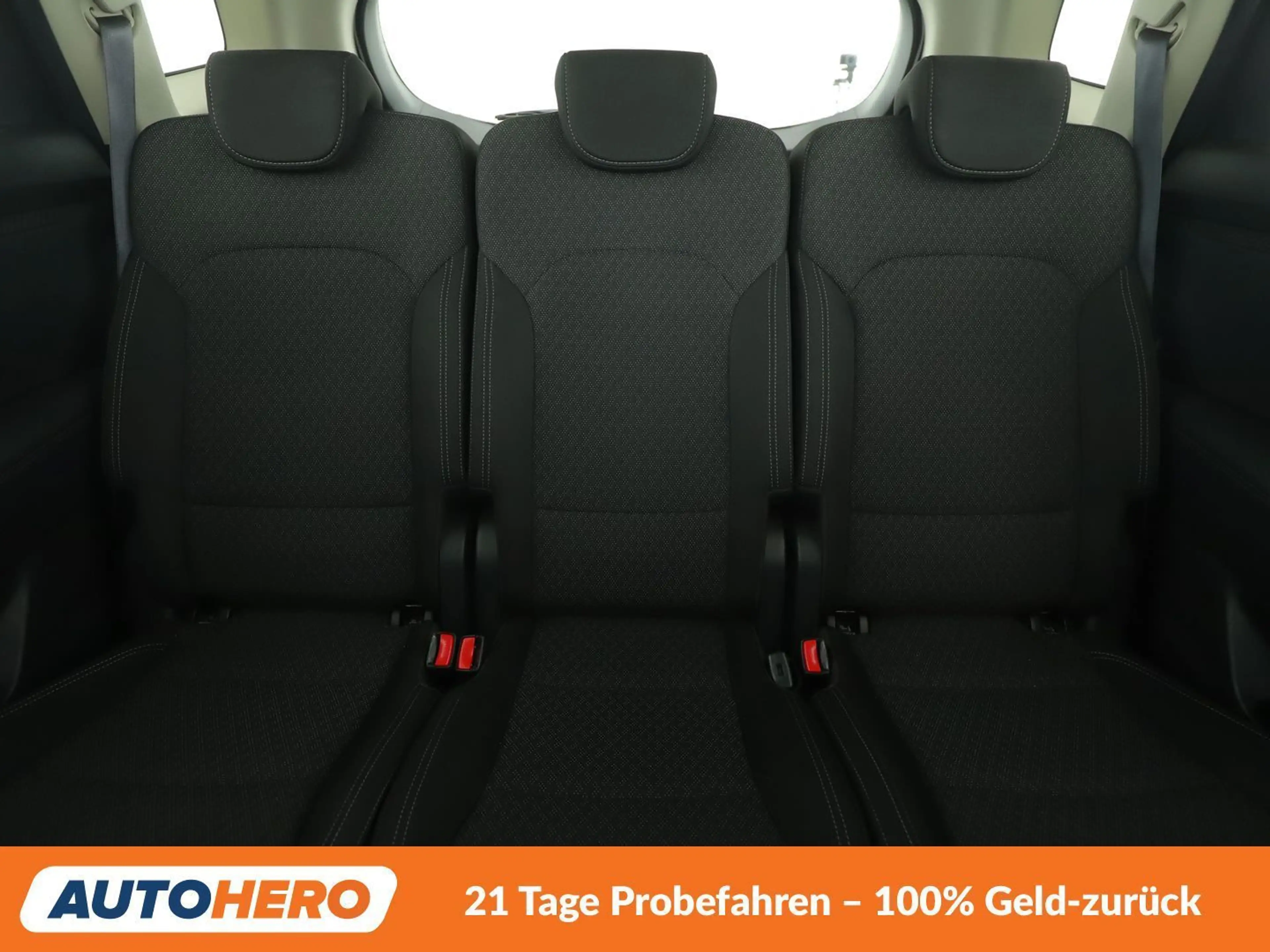 Kia Carens 1.6 GDI Vision*NAVI*SPUR*PDC*SHZ*KLIMA*TEMPO* — photo 15